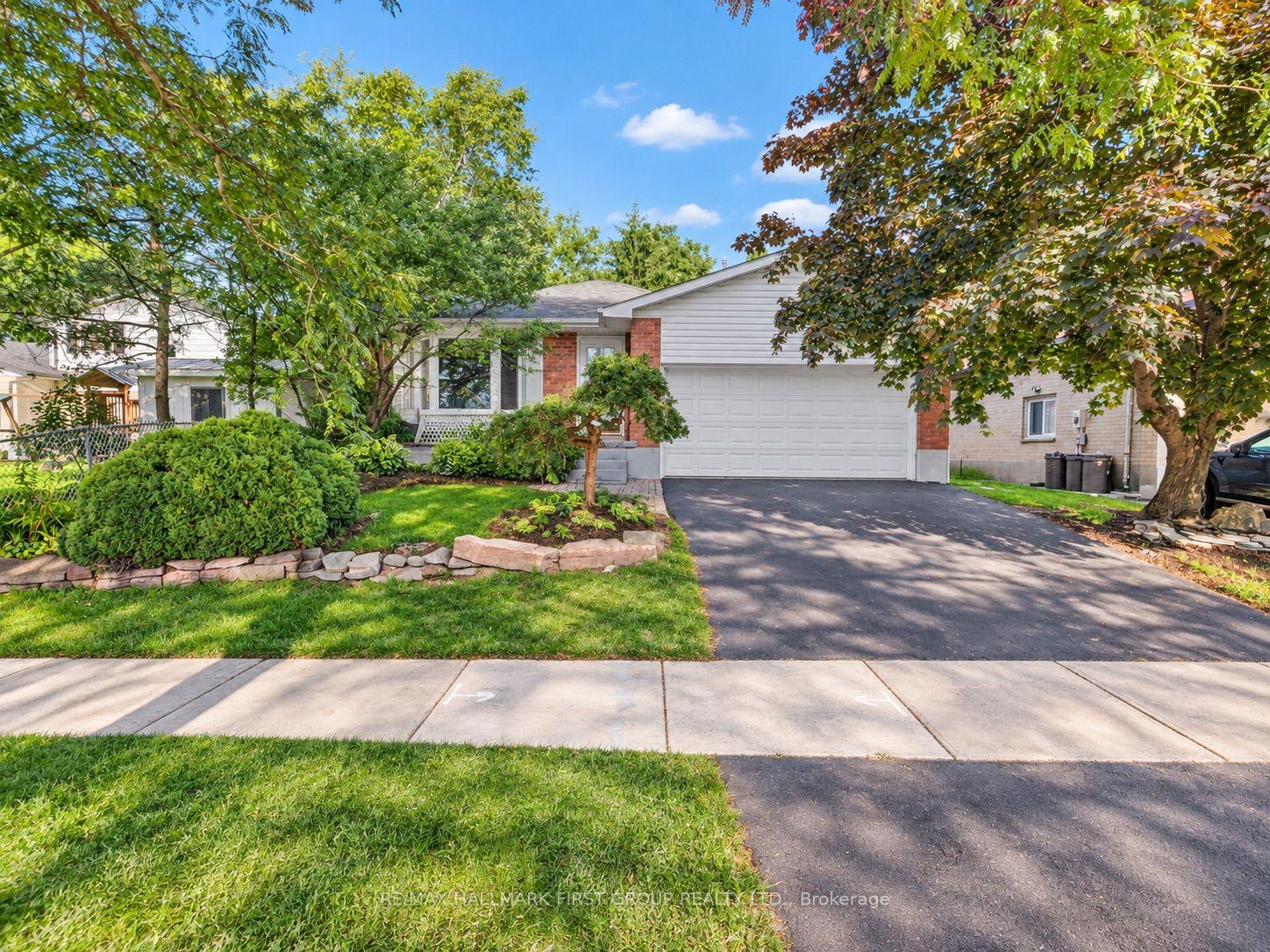 174 Highview Avenue E, London South — Detached for sale, photo 1