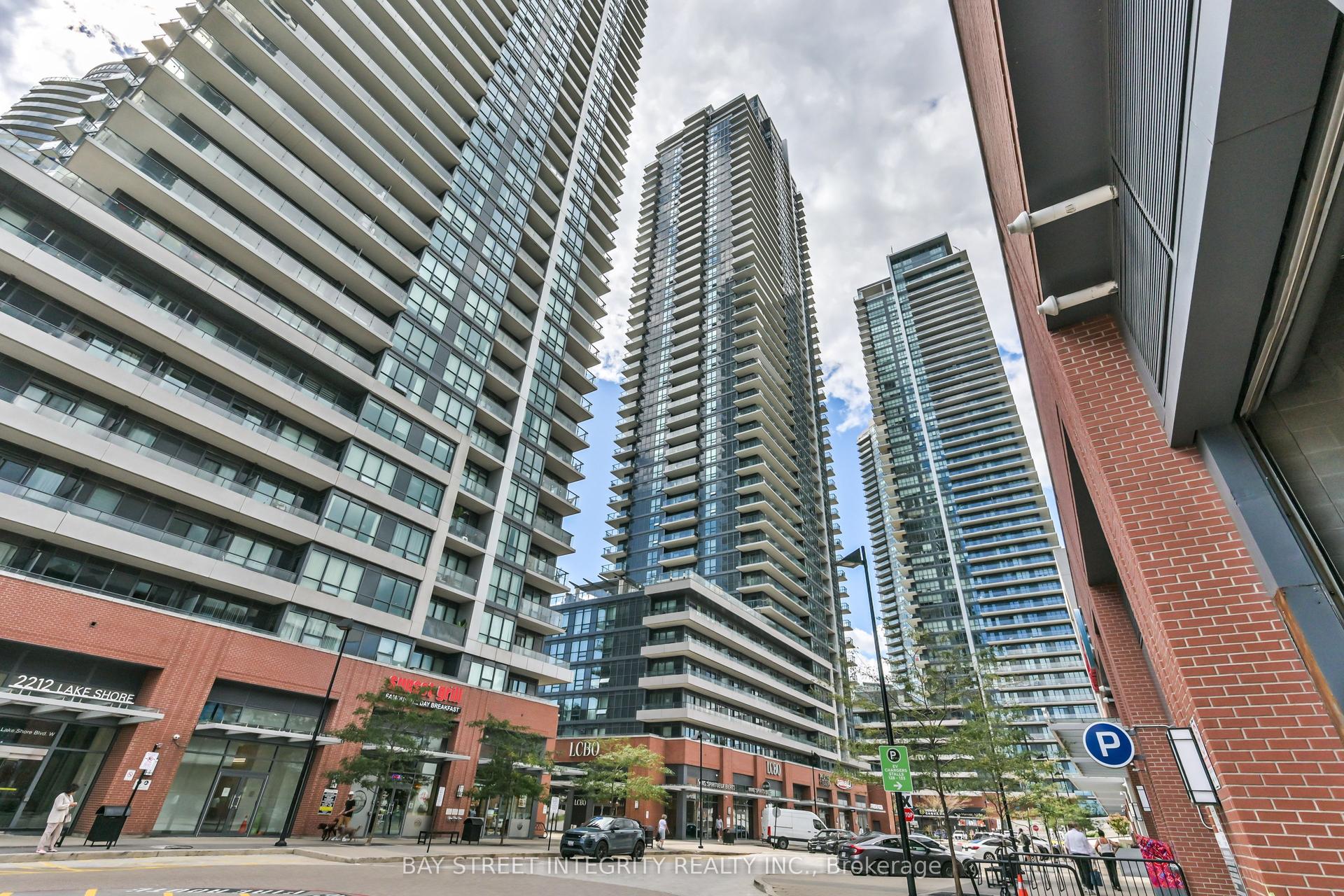 2220 Lakeshore Boulevard W 4301 #4301, Toronto — Condo for sale, photo 1