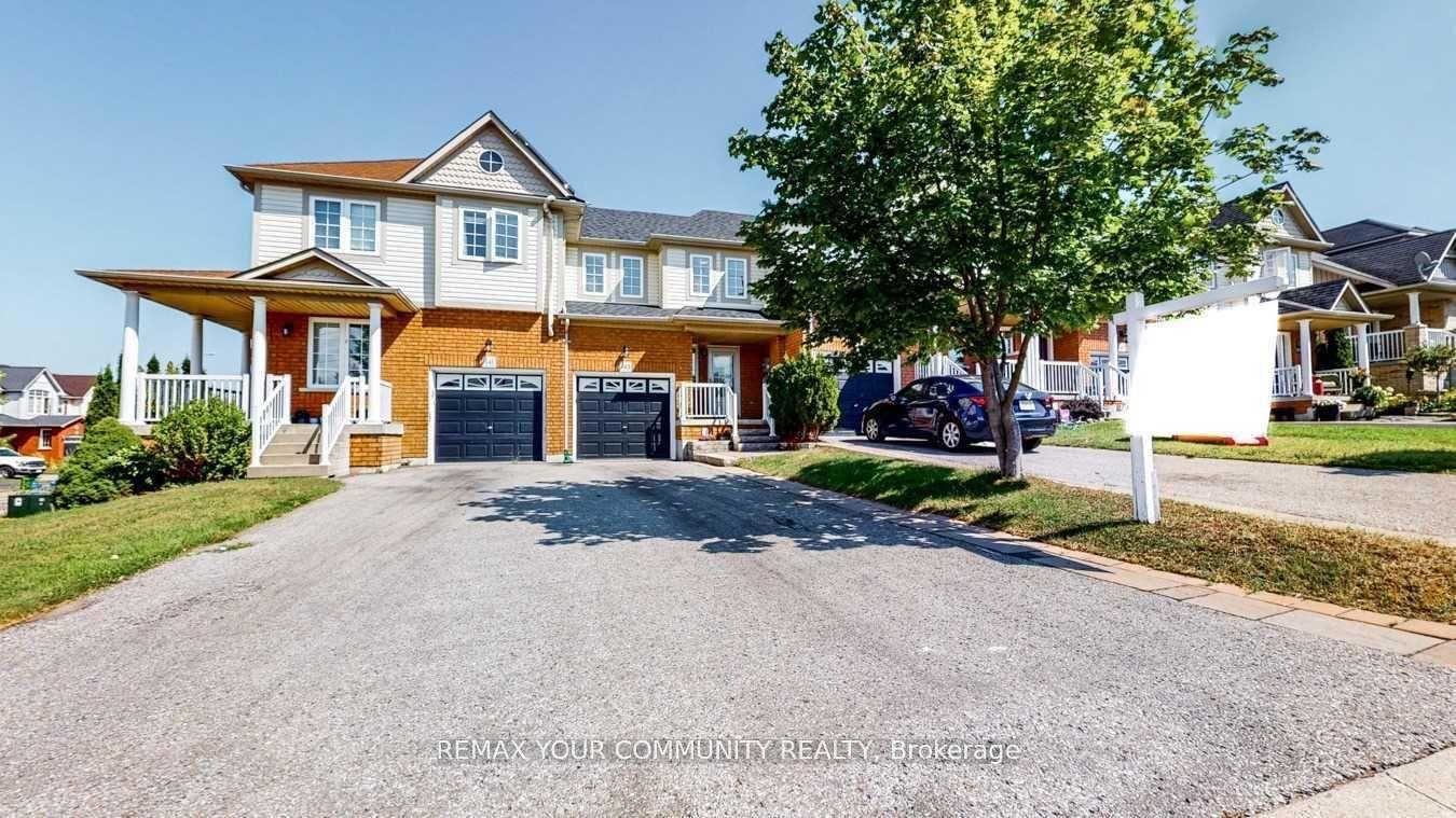 143 Cornish Drive E, Clarington — Townhouse for sale, photo 1