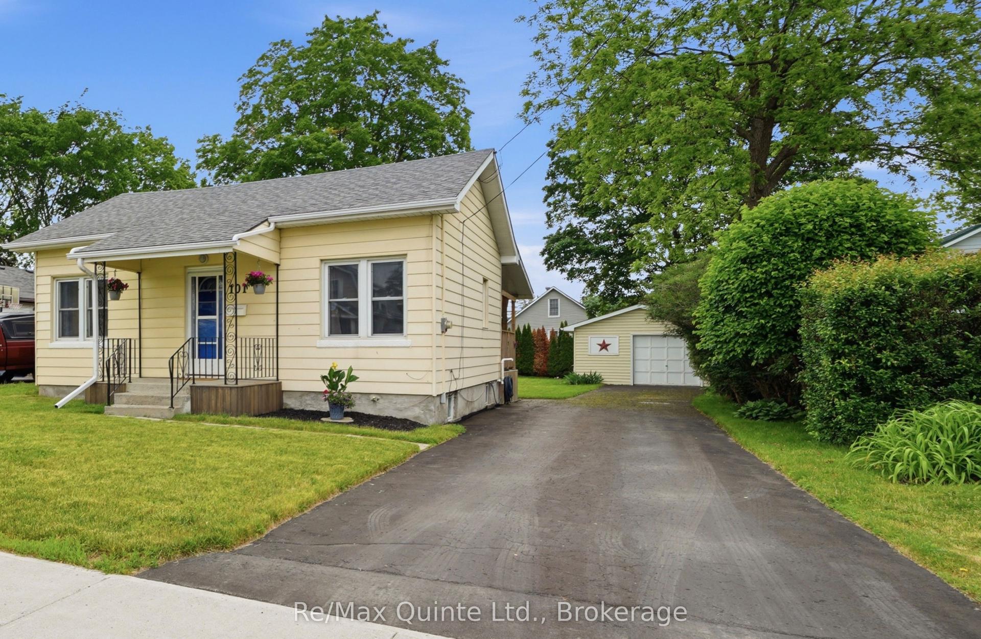 101 Byron Street — photo 1