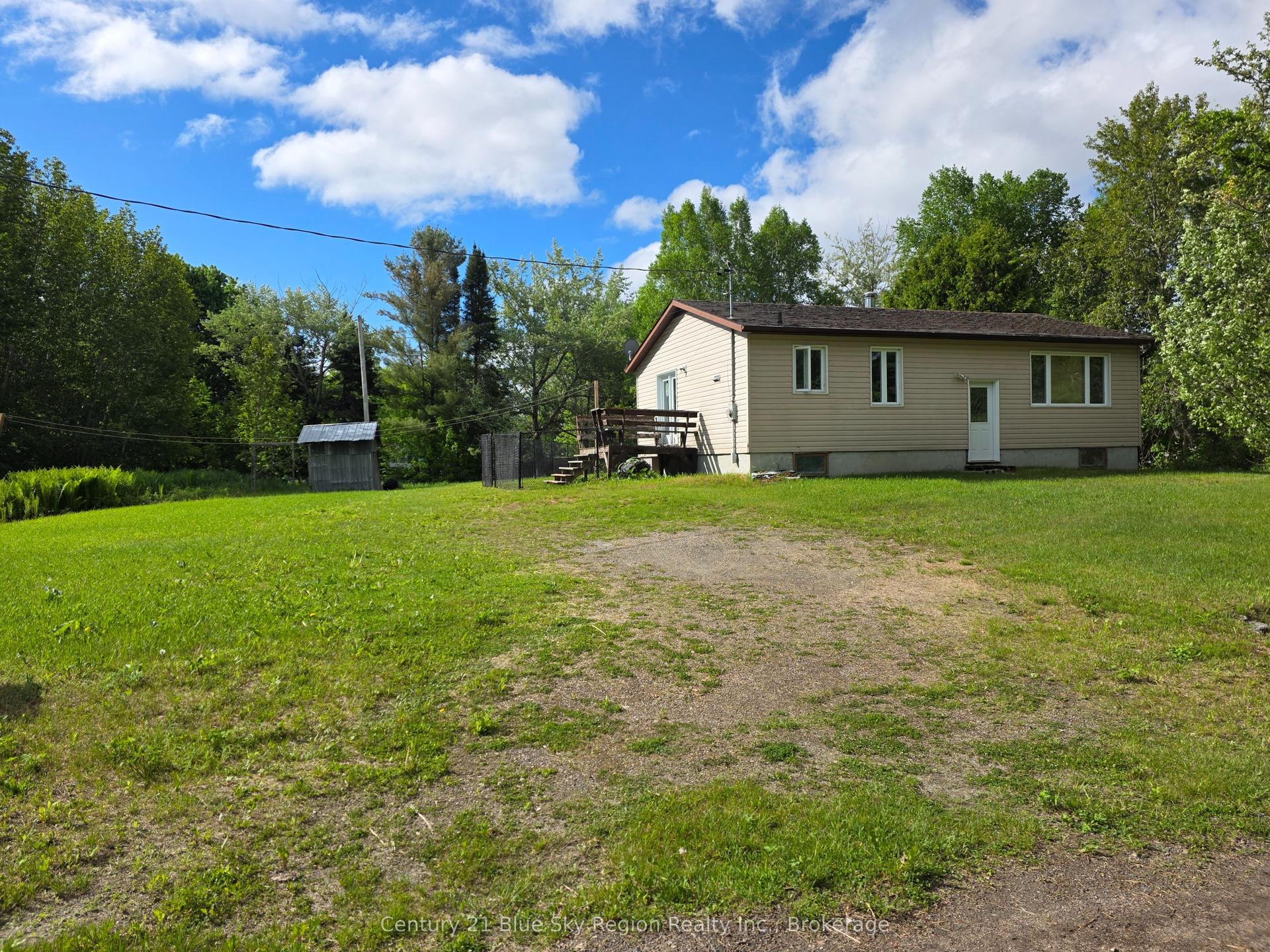 20 Stevens Road, West Nipissing — Detached for sale, photo 1