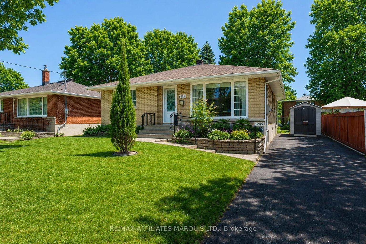 1220 Caswell Crescent — photo 1