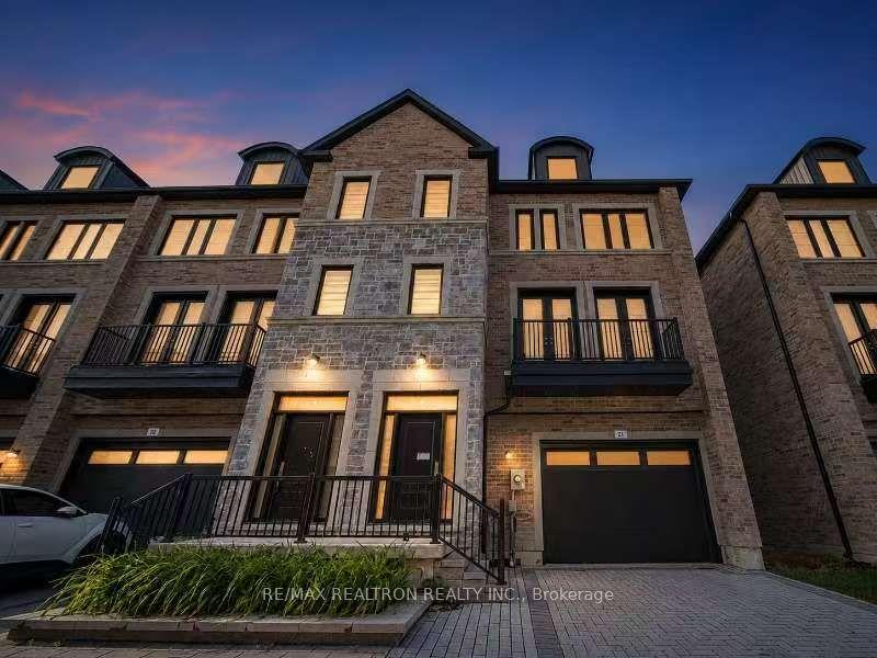 260 Eagle Street 21 #21, Newmarket — Townhouse for sale, photo 1
