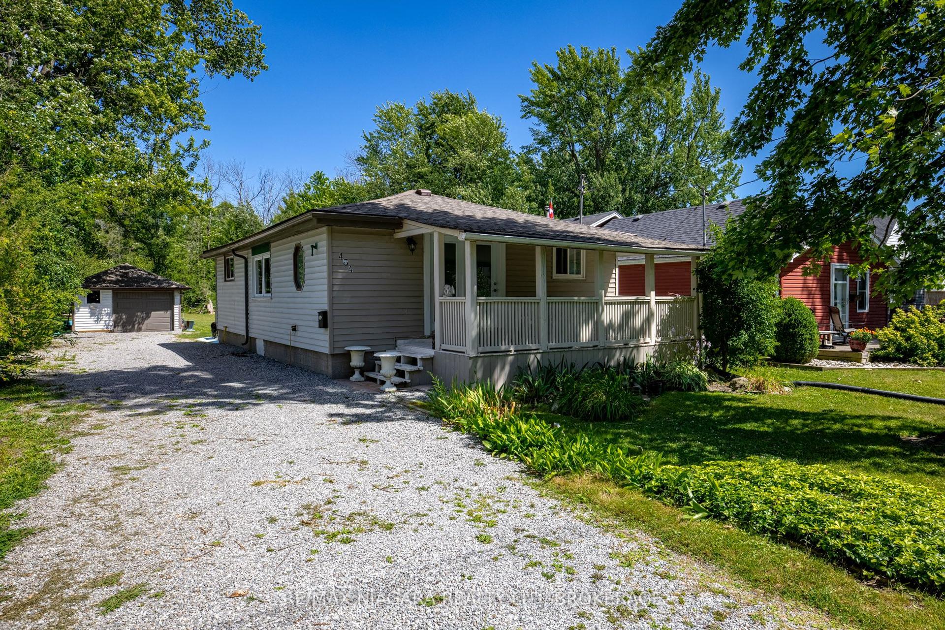 434 Crescent Road — photo 1