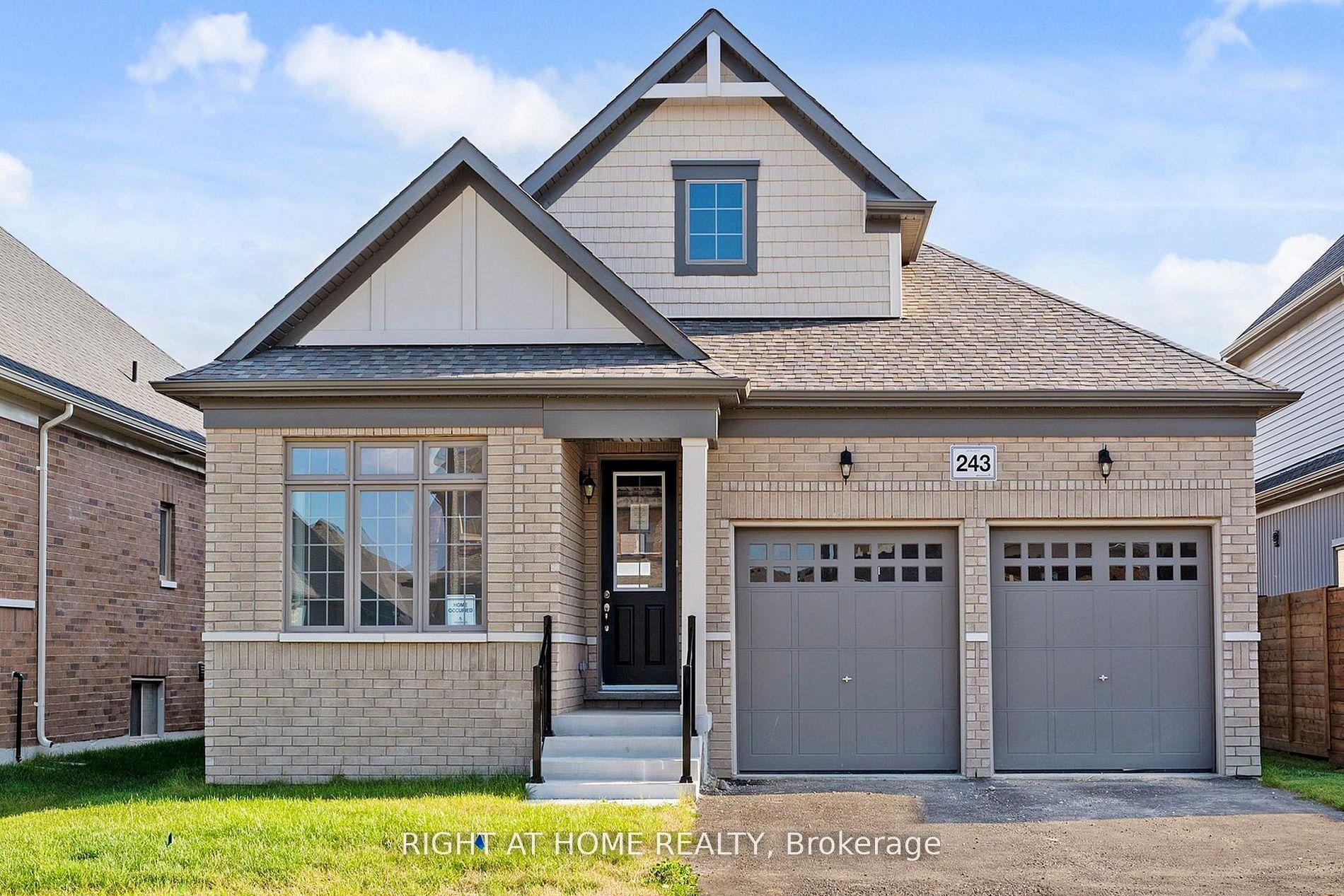 243 Duncan Street — photo 1