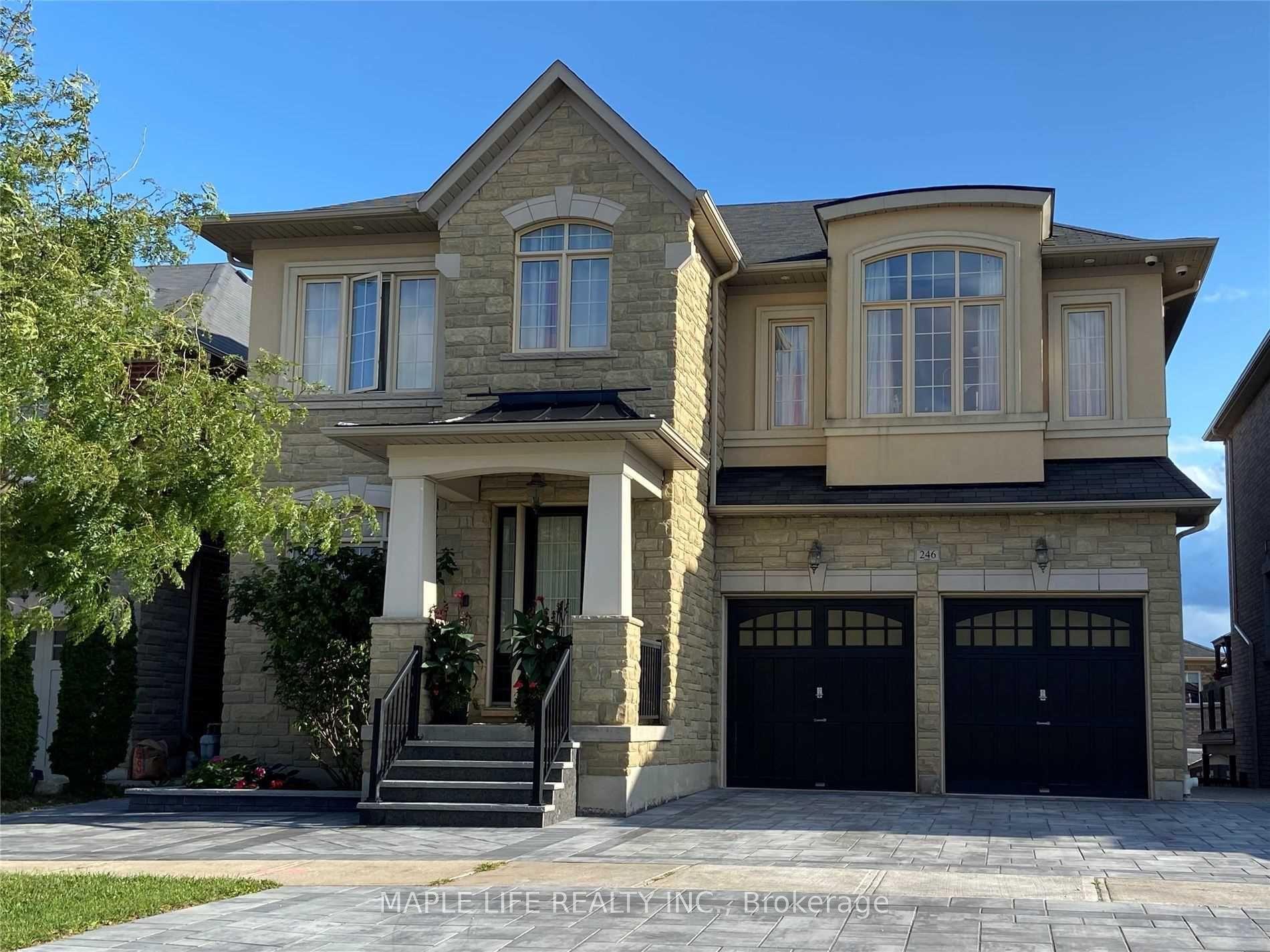 246 Sir Benson Drive — photo 1