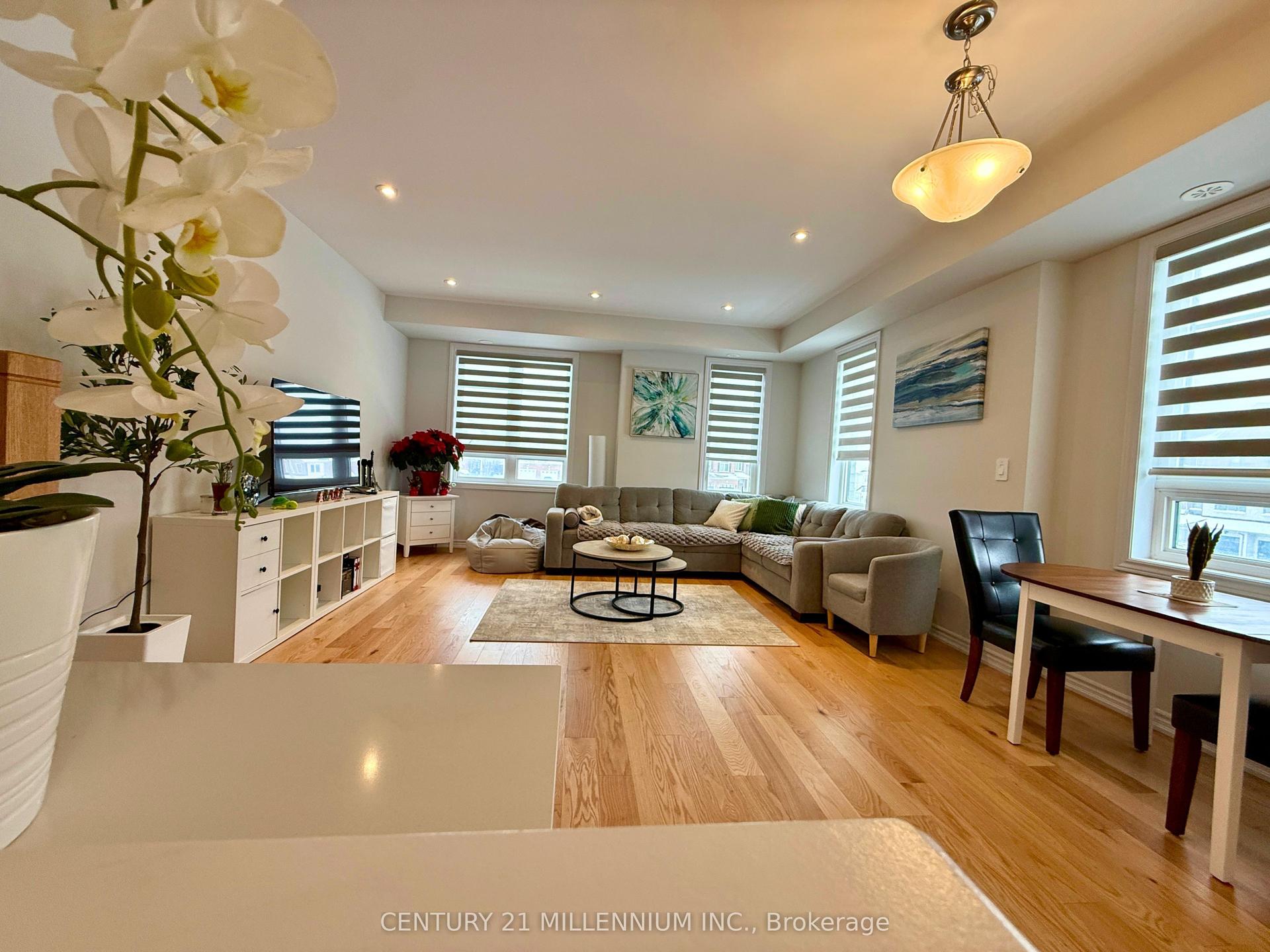 1285 National Valley Drive — photo 1