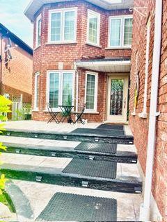 3076 Bayberry Drive — photo 1