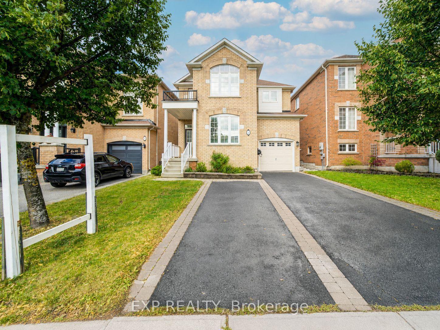 76 Ford Wilson Boulevard, Newmarket — Detached for sale, photo 1