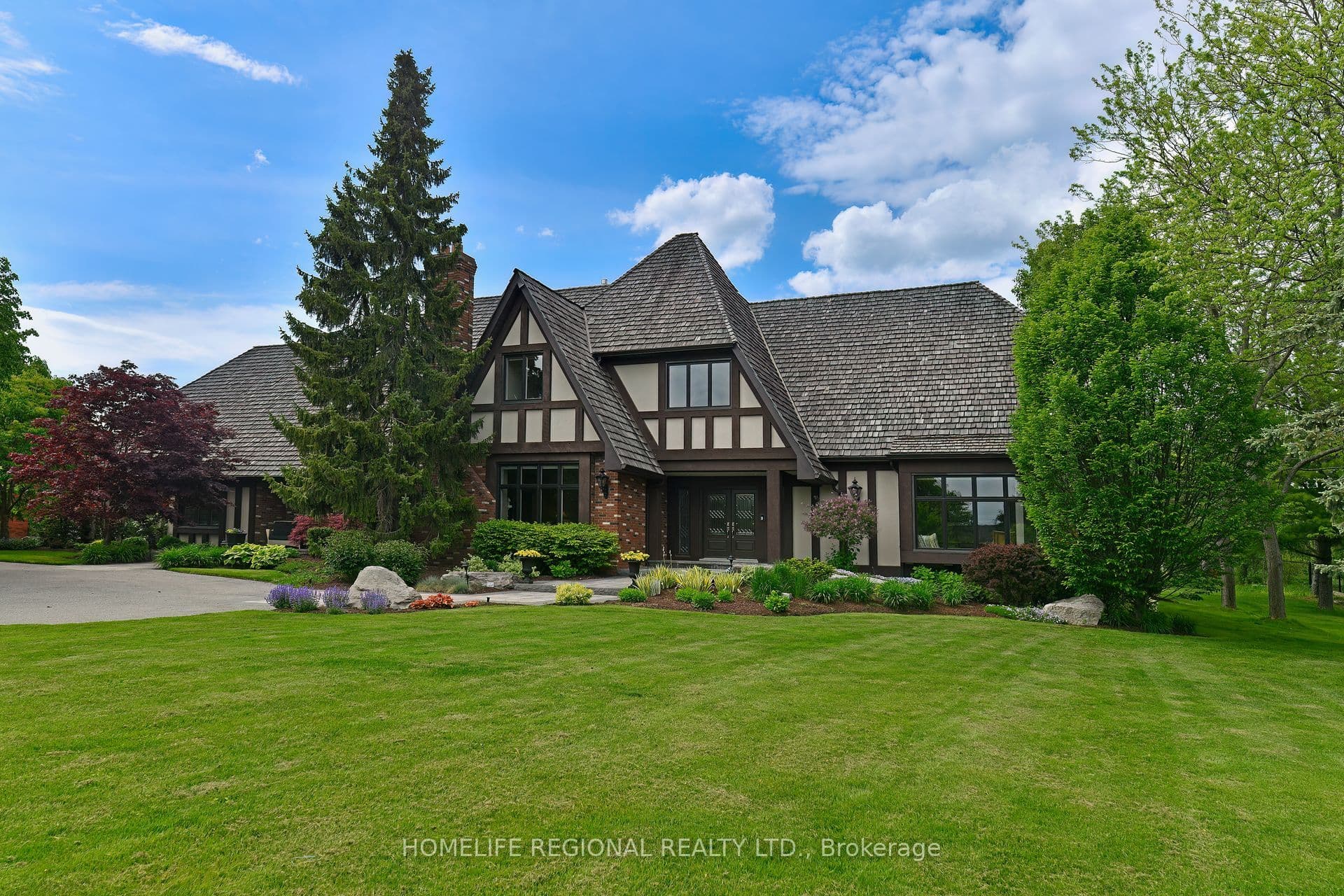 14 Buggey Lane — photo 1