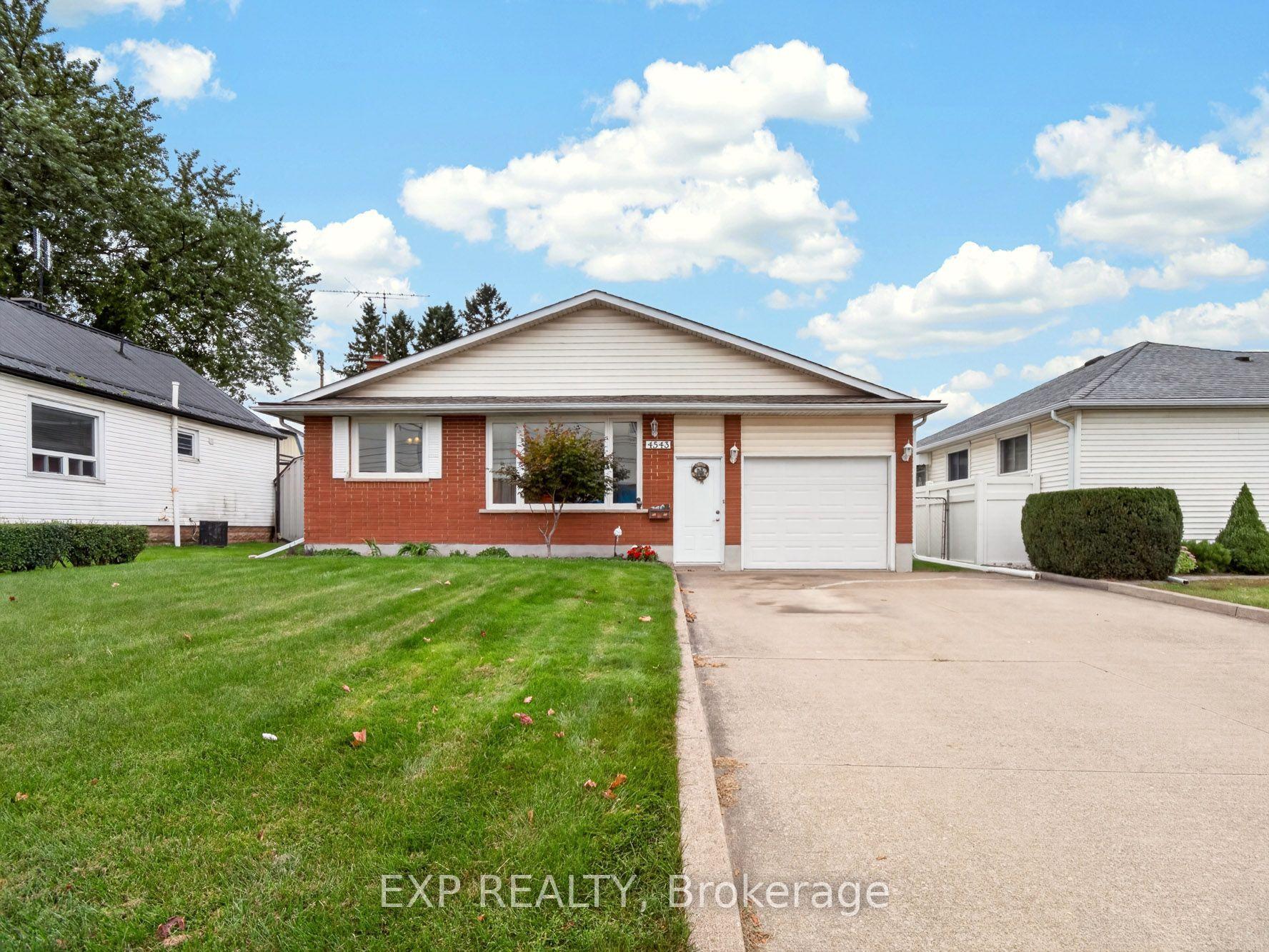 4543 Montrose Road, Niagara Falls — Detached for sale, photo 1