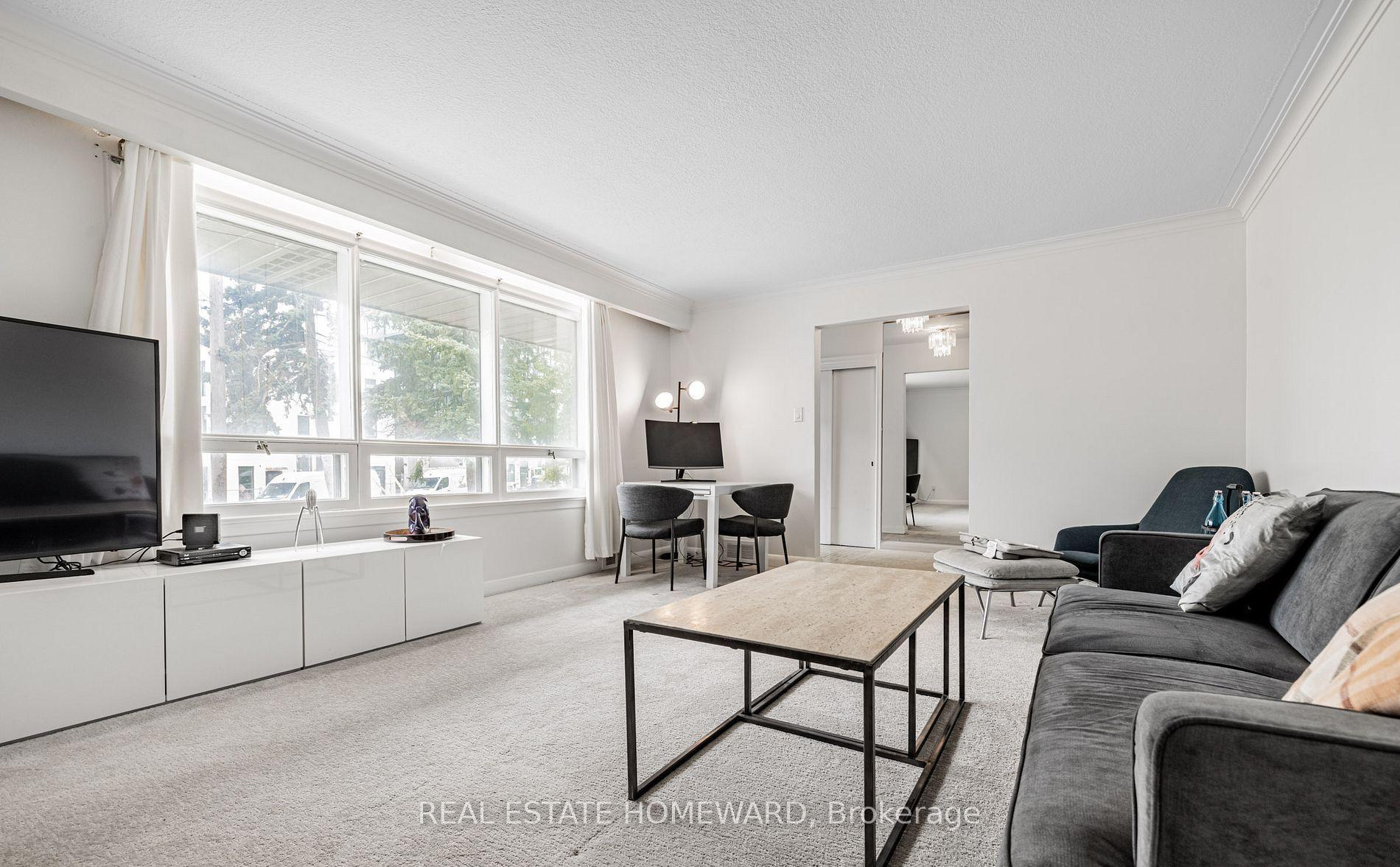 11 Greenbriar Road MAIN #MAIN, Toronto — Detached for lease, photo 1