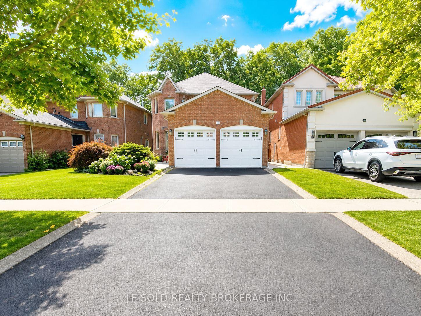 76 Larratt Lane, Richmond Hill — Detached for lease, photo 1