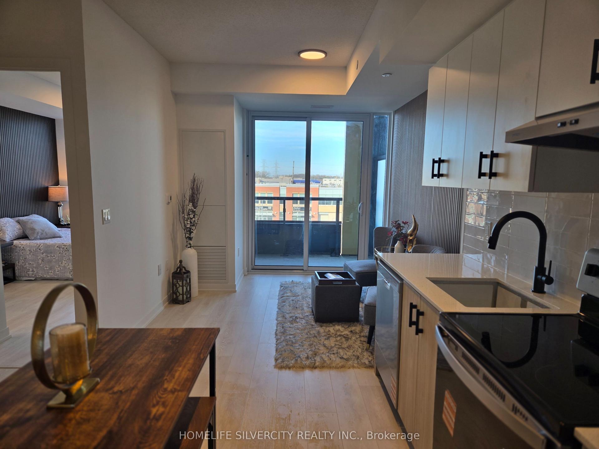 4878 Powers Common 424 #424 — photo 1