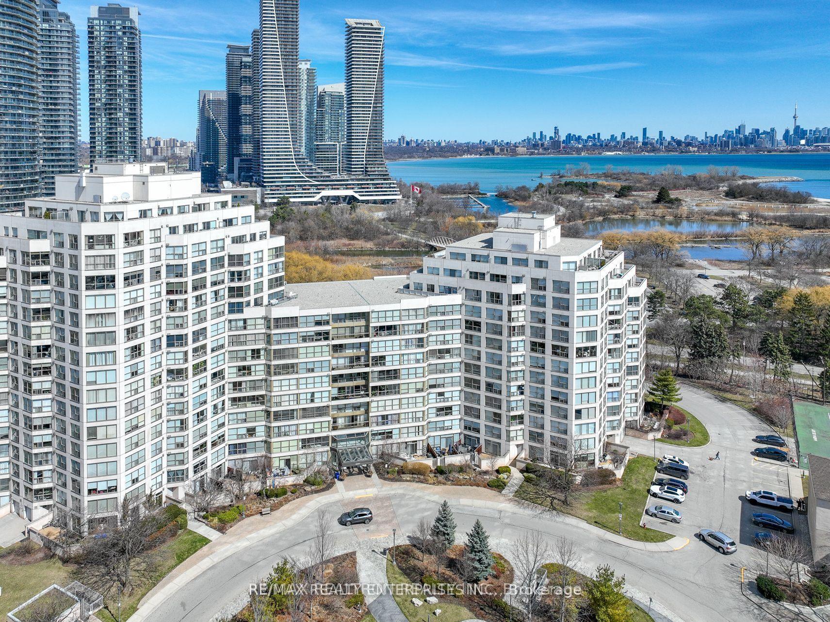 2261 Lake Shore Boulevard W 607 #607 — photo 1