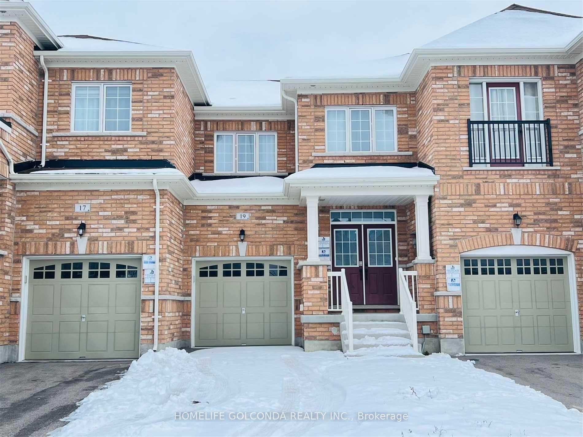 19 HOMER Crescent, Aurora — Townhouse for lease, photo 1