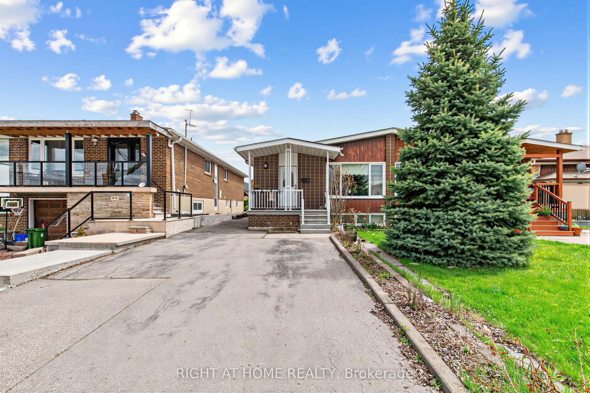 5 Thwaite Avenue — photo 1