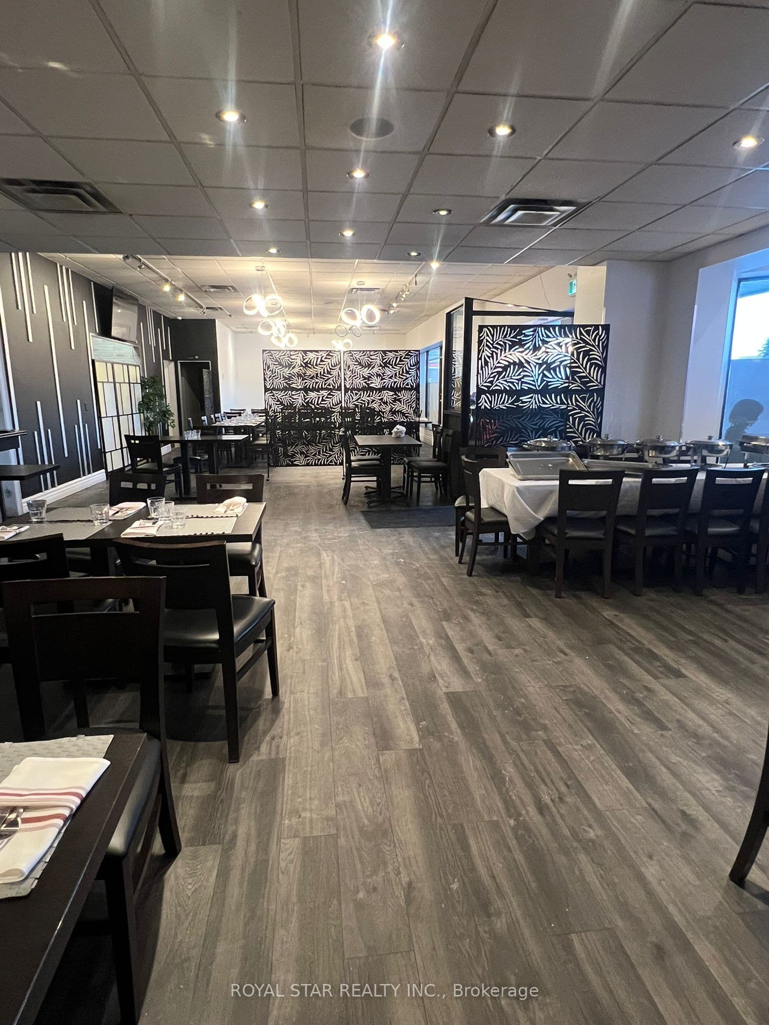 9300 Keele Street 6&7 #6&7 — photo 1