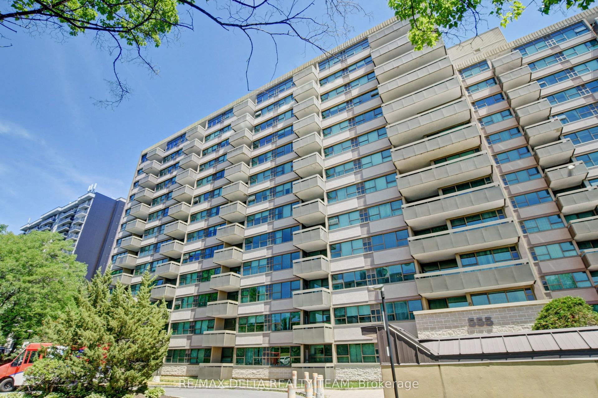 555 Brittany Drive 1001 #1001 — photo 1