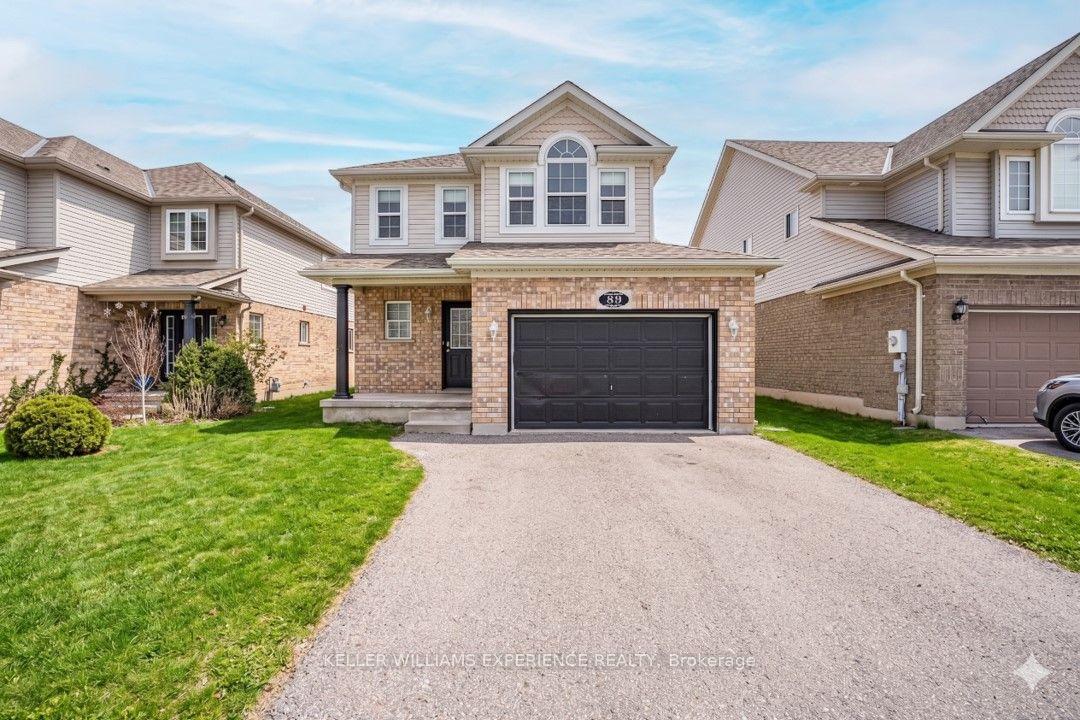 89 Connor Avenue — photo 1