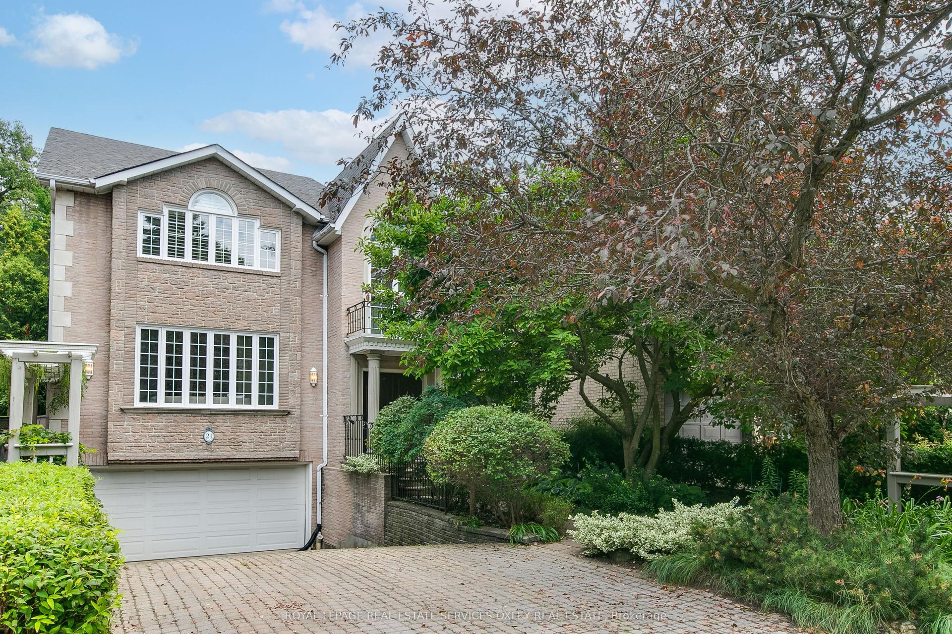 21 Astley Avenue, Toronto — Detached for sale, photo 1