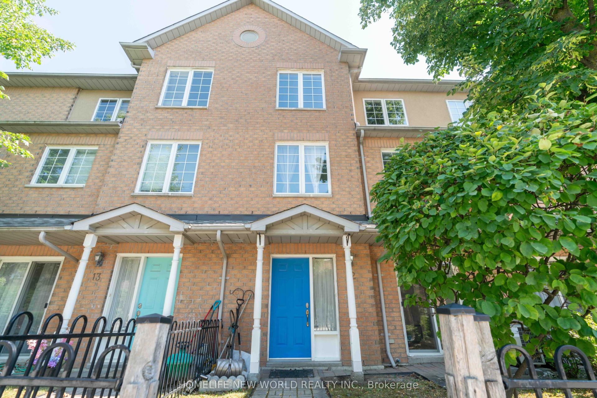 21 St. Moritz Way 12 #12, Markham — Condo Town for sale, photo 1
