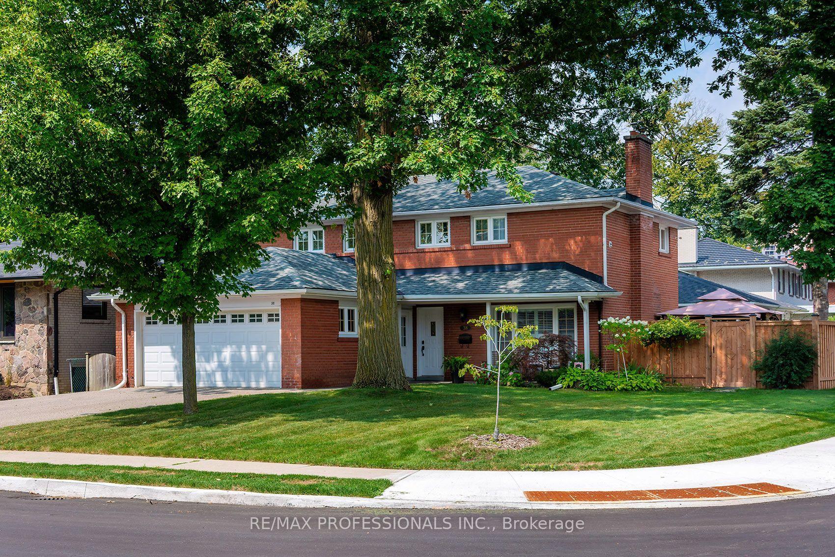 38 Boxwood Road, Toronto — Detached for sale, photo 1