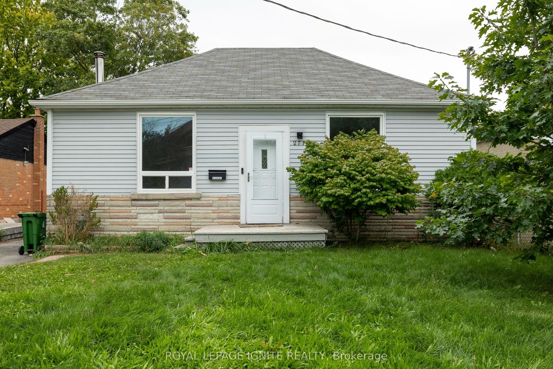 271 Conlins Road, Toronto — Detached for lease, photo 1