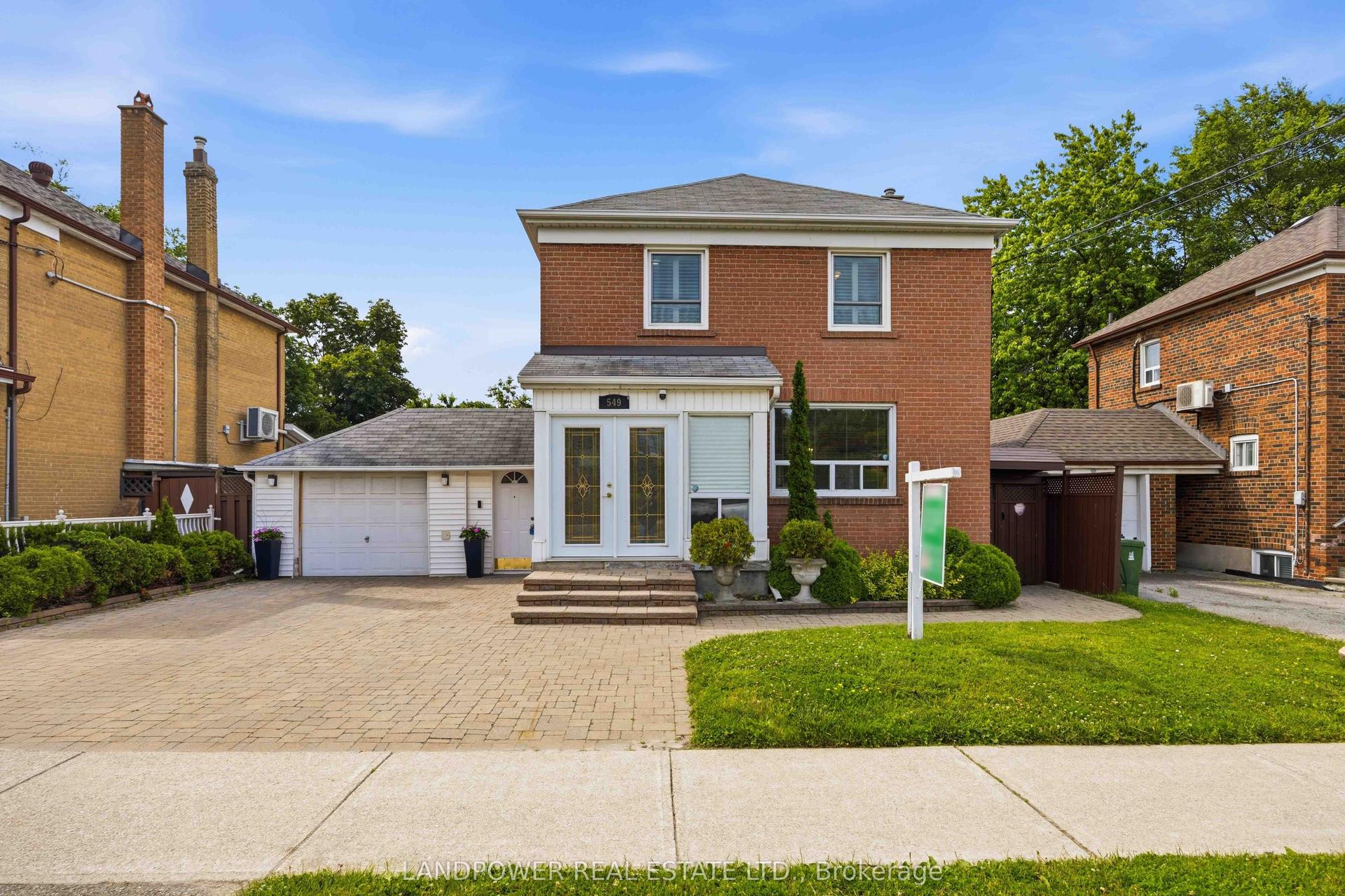549 Lawrence Avenue W — photo 1