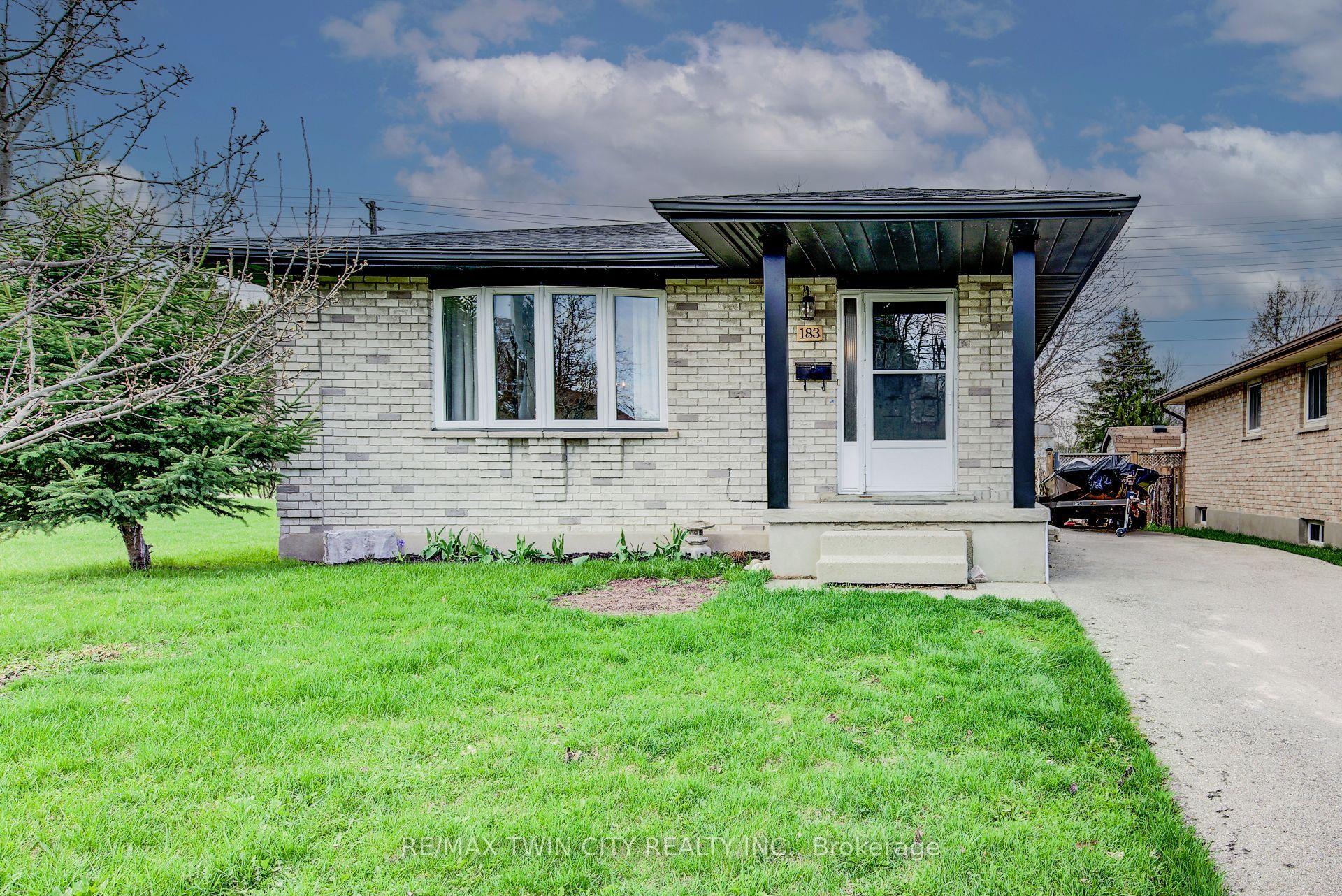 183 Dinison Crescent — photo 1