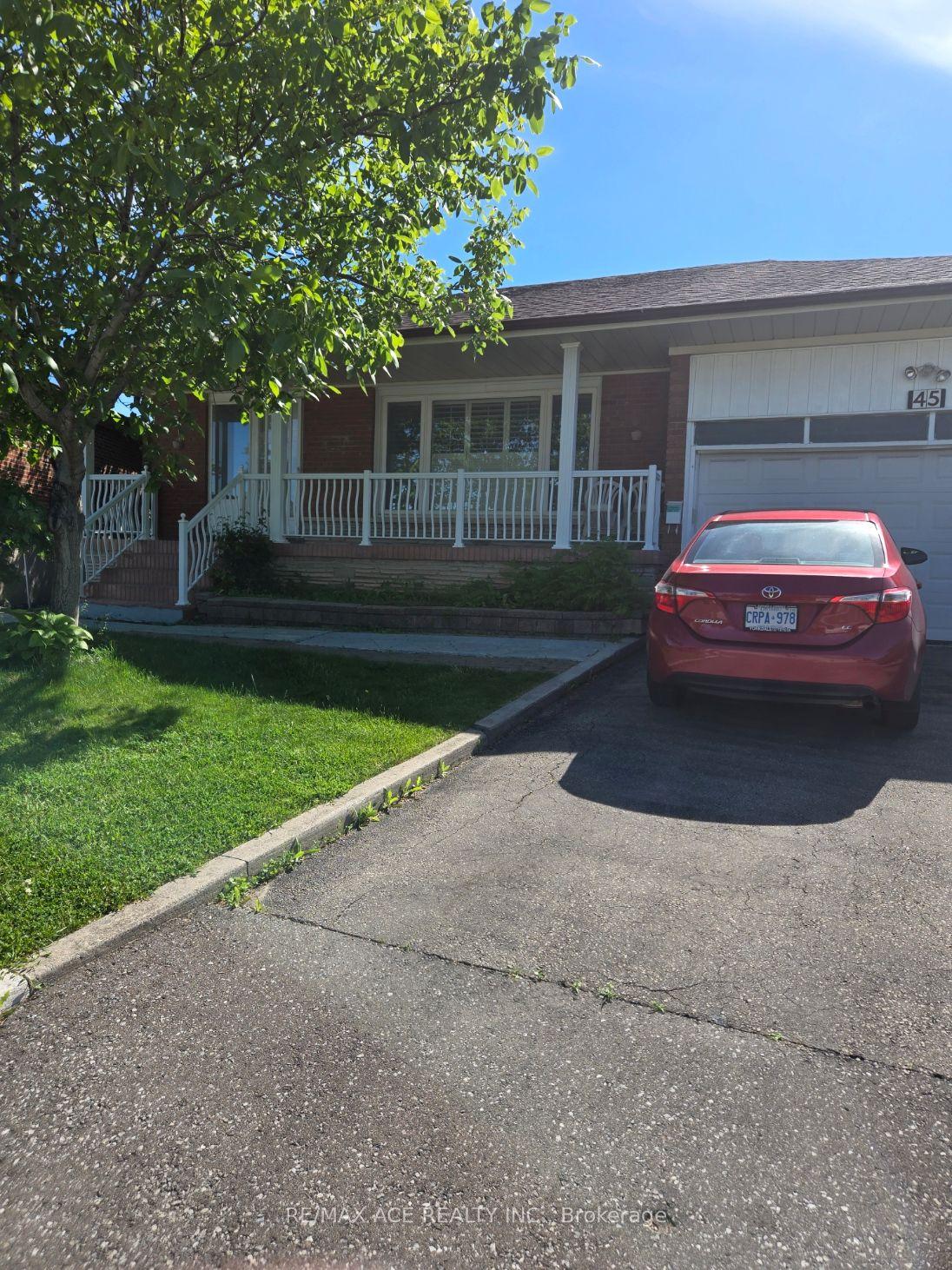 45 Wheelwright Crescent Bsmt #Bsmt — photo 1