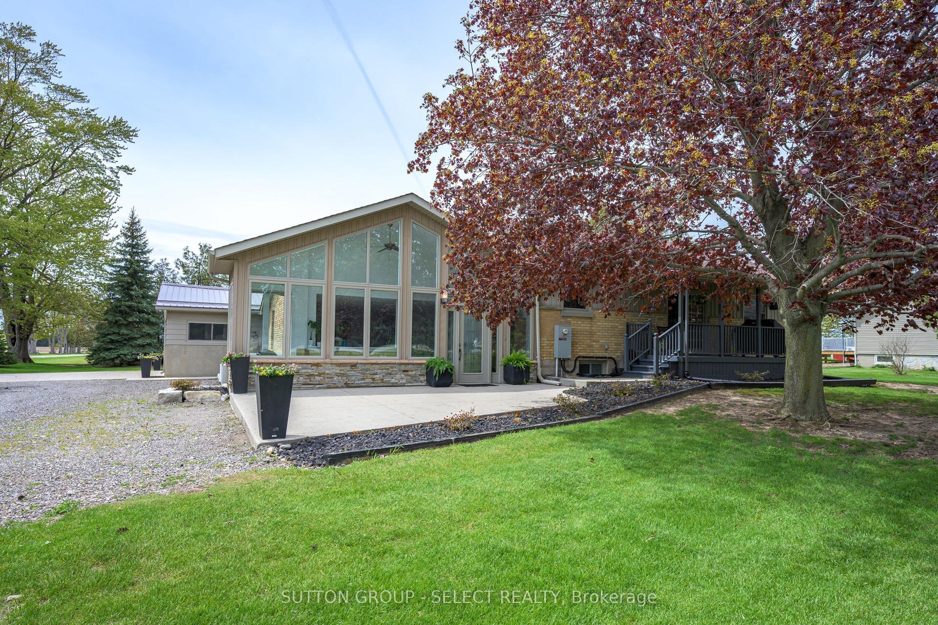 5596 Mooresville Drive — photo 1