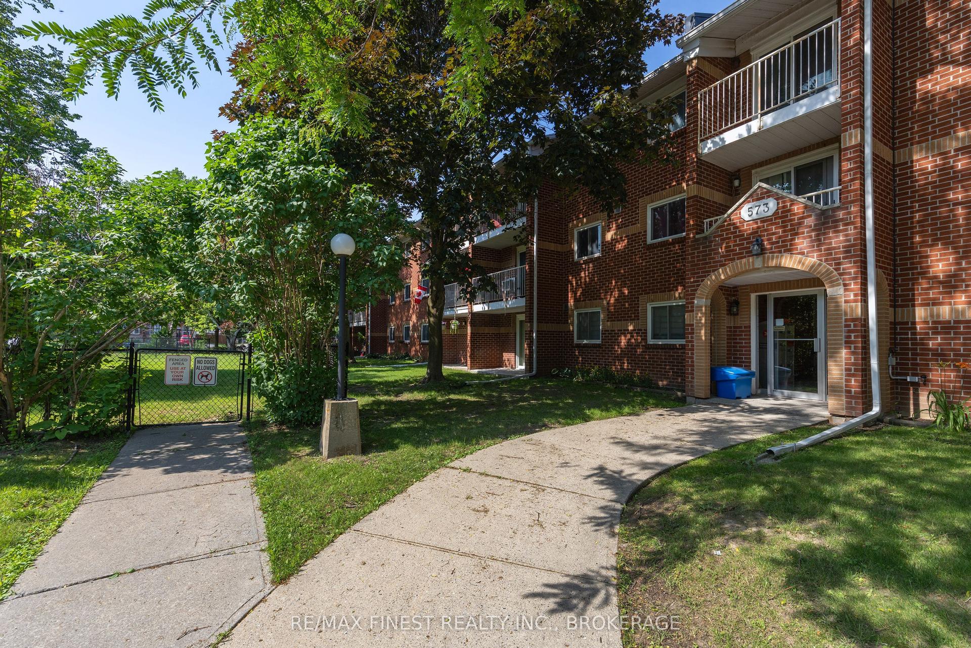 573 ARMSTRONG Road 206 #206, Kingston — Condo for sale, photo 1