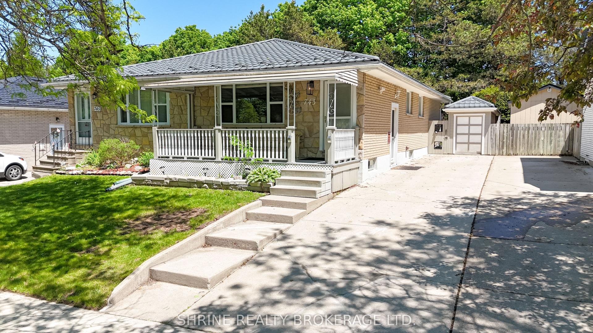 743 Sevilla Park Place — photo 1