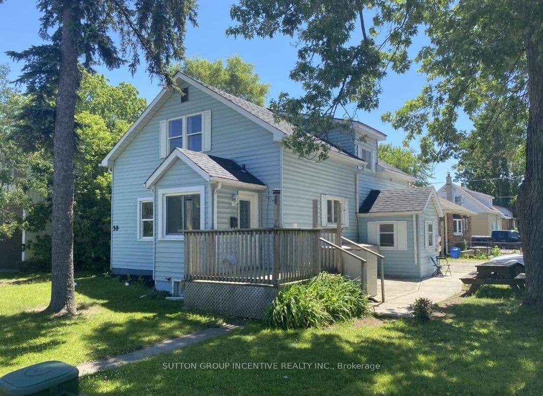 39 Donald Street — photo 1