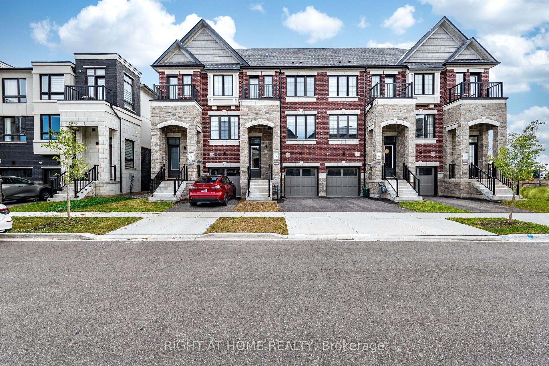 1330 Shevchenko Boulevard, Oakville — Townhouse for sale, photo 1