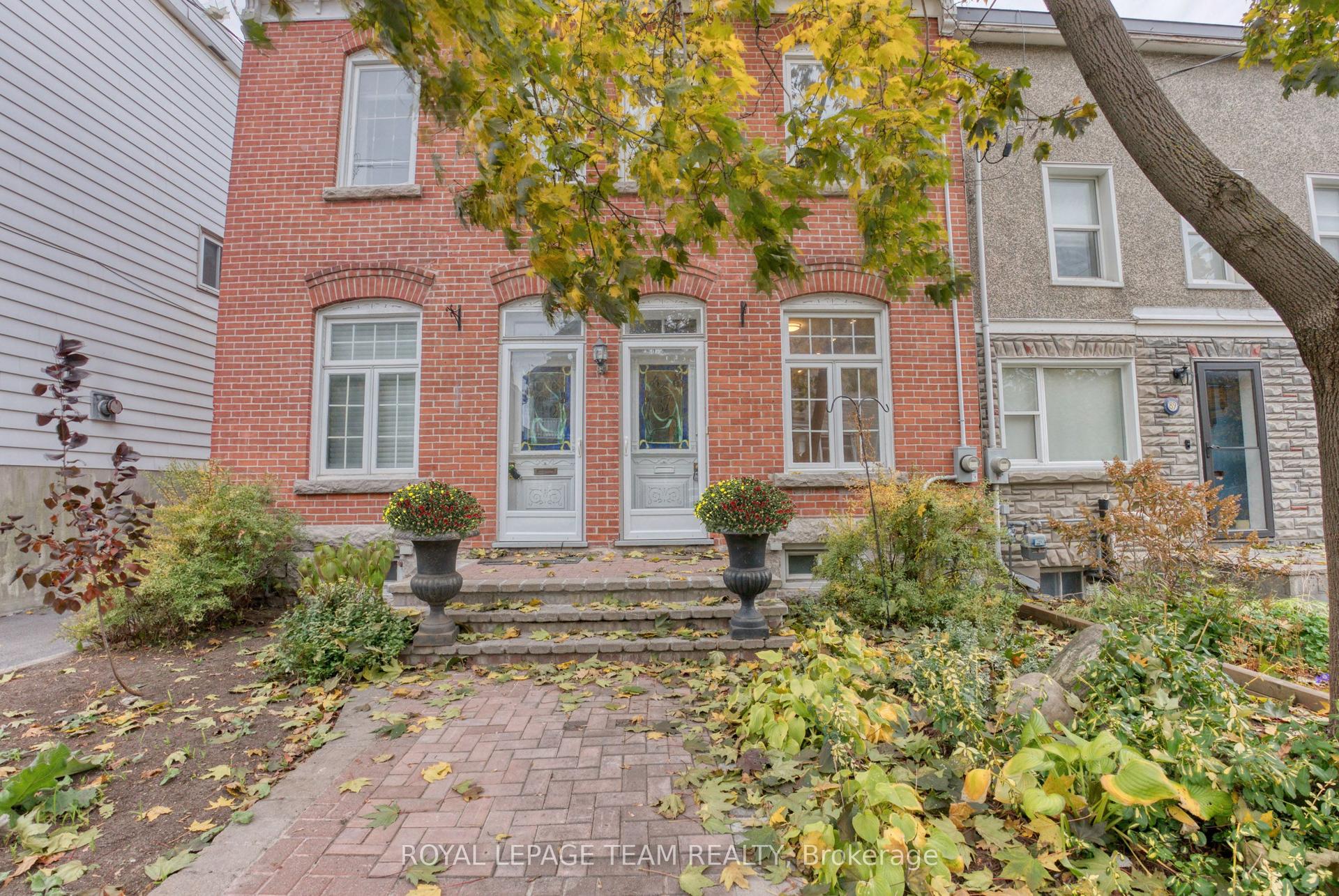 87 Guigues Avenue — photo 1
