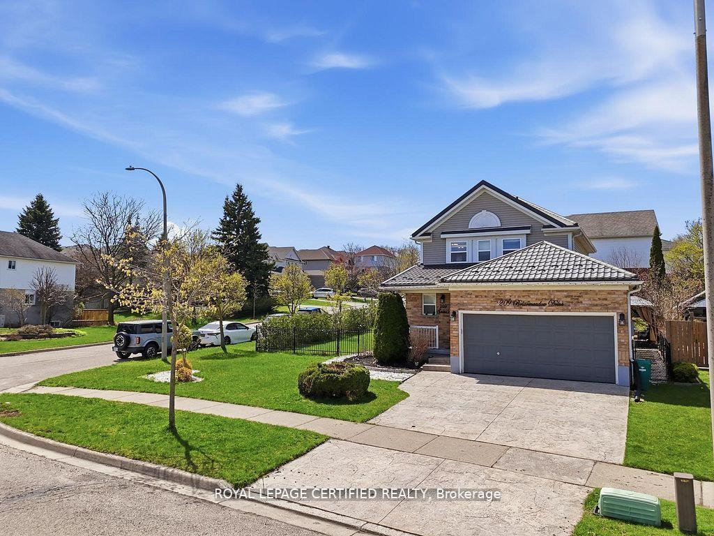 209 Briarmeadow Drive — photo 1
