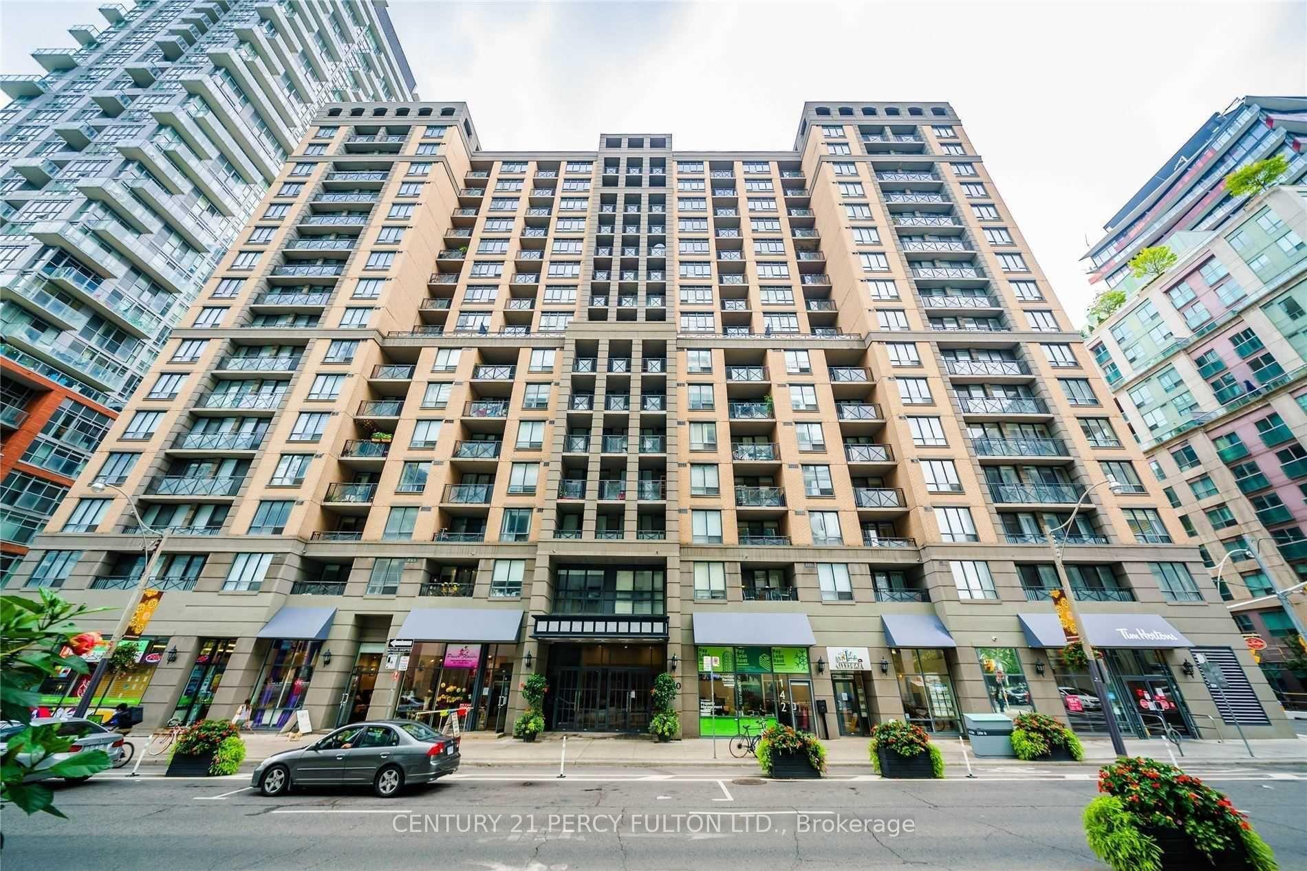 140 Simcoe Street 809 #809, Toronto — Condo for lease, photo 1