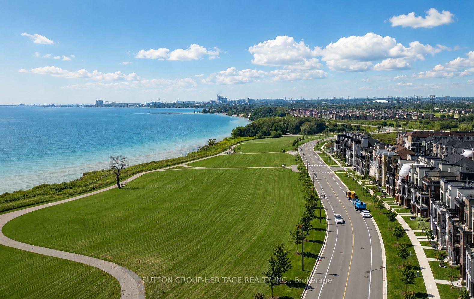 22 C Lookout Drive, Clarington — Condo Town for sale, photo 1