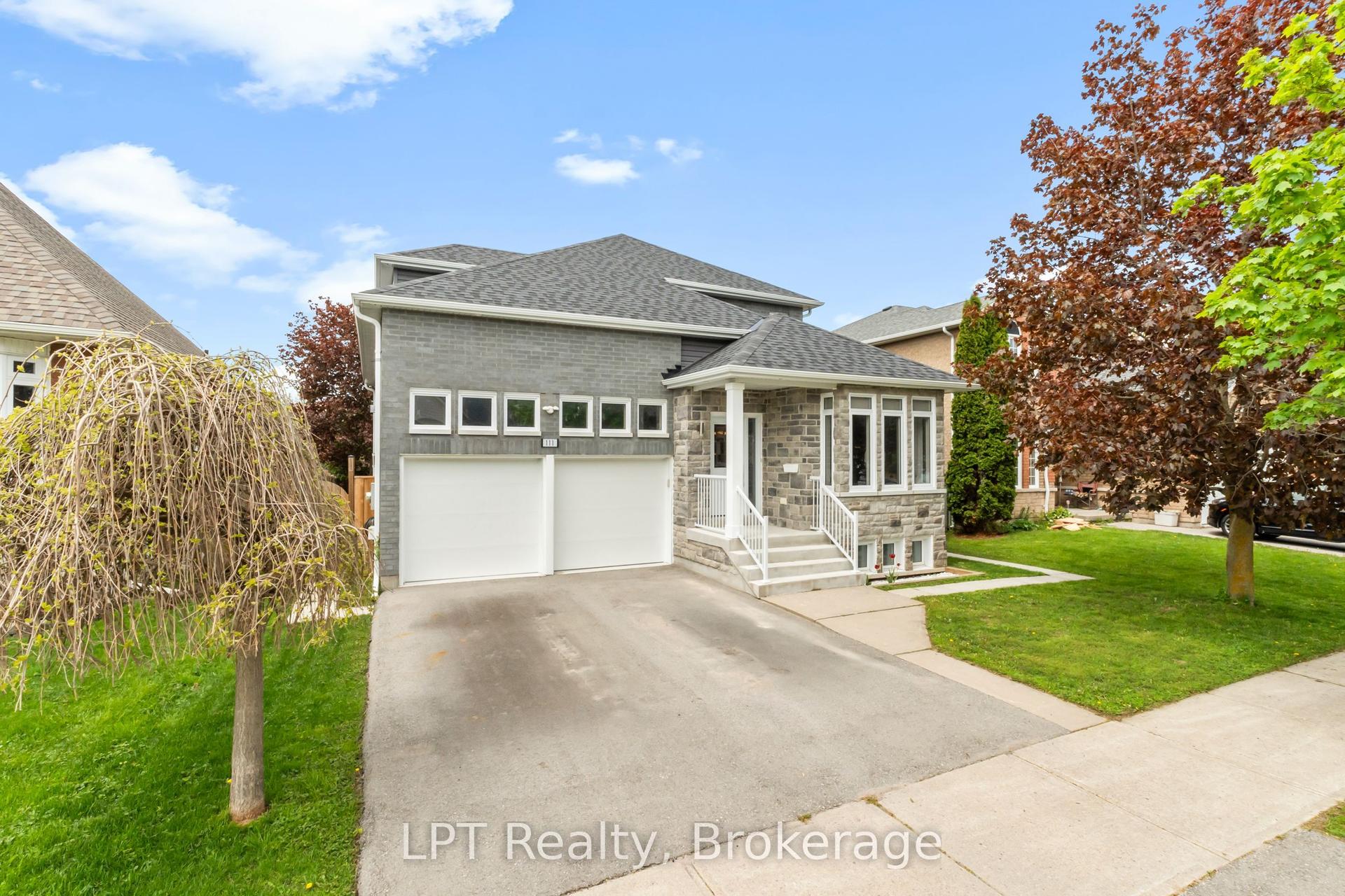 111 Bayview Avenue — photo 1