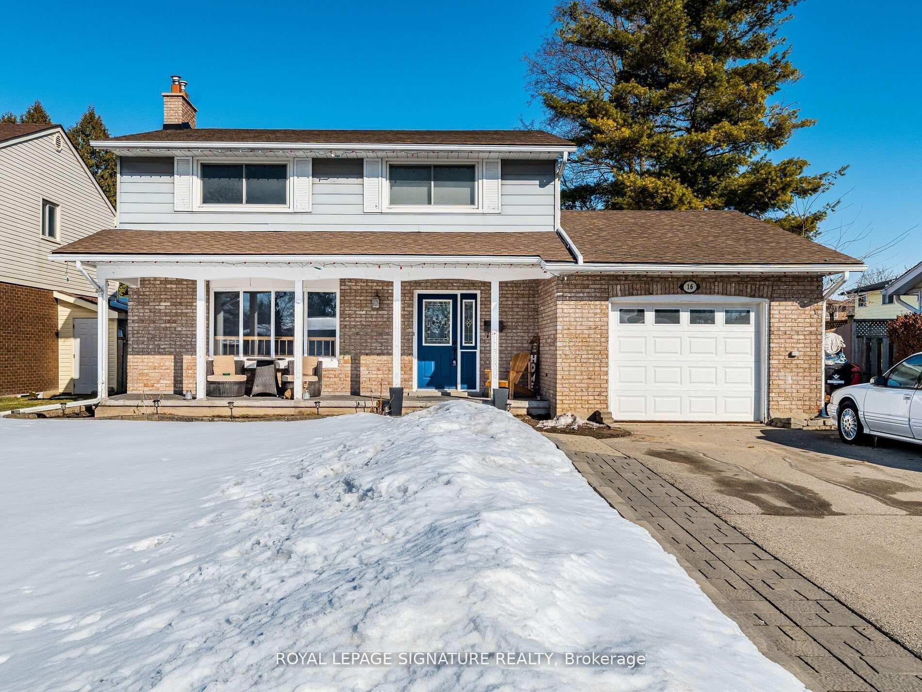 16 Alderwood Crescent — photo 1
