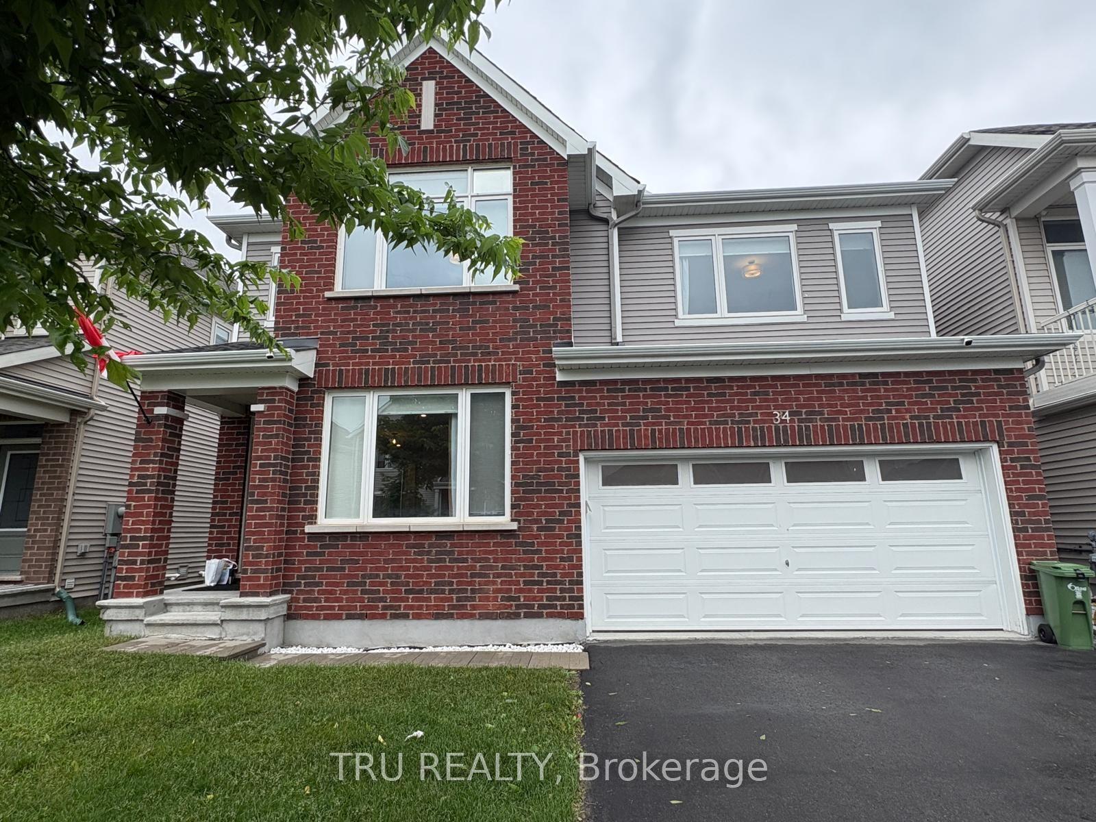 34 Coppermine Street — photo 1