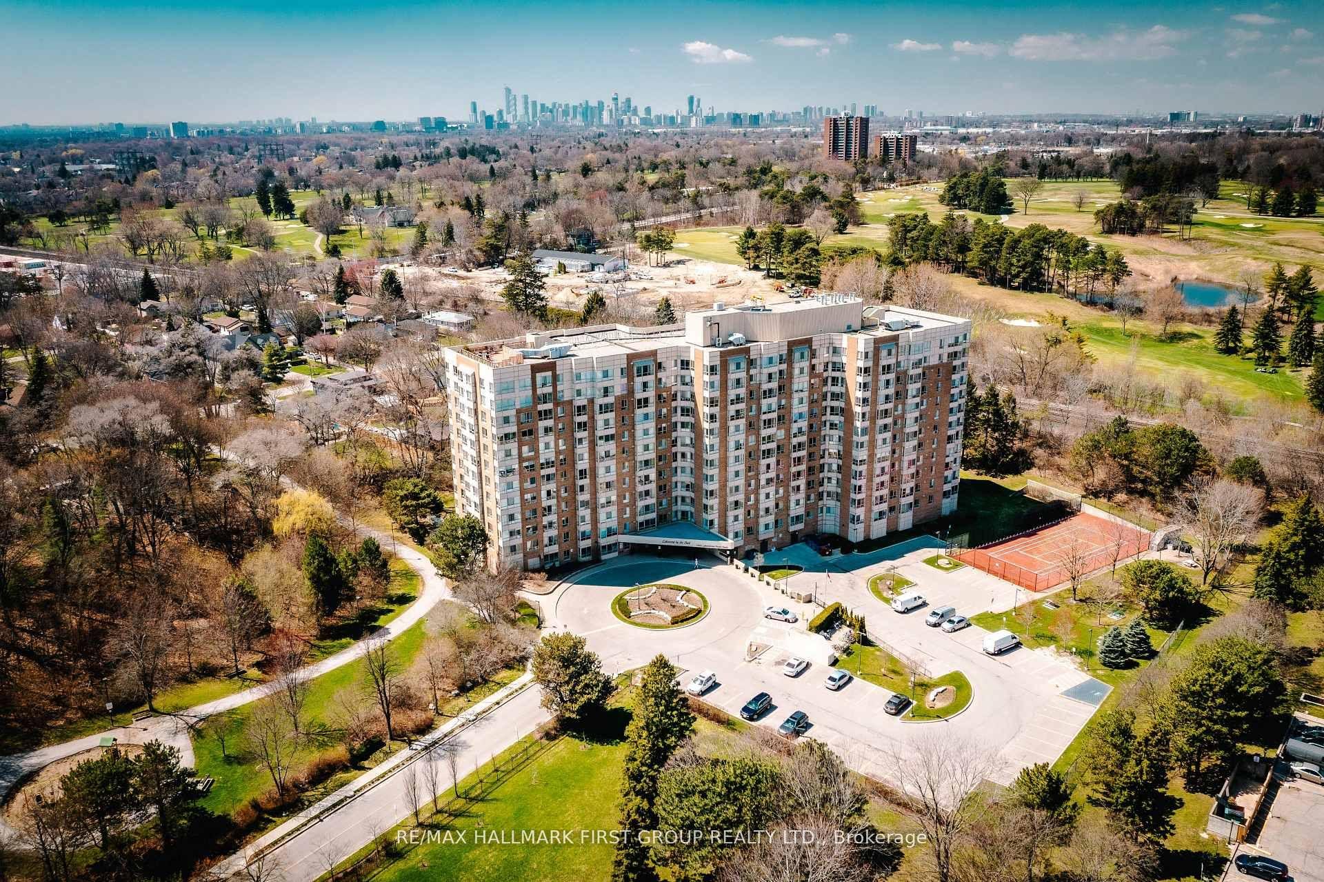 1485 Lakeshore Road E 1012 #1012 — photo 1