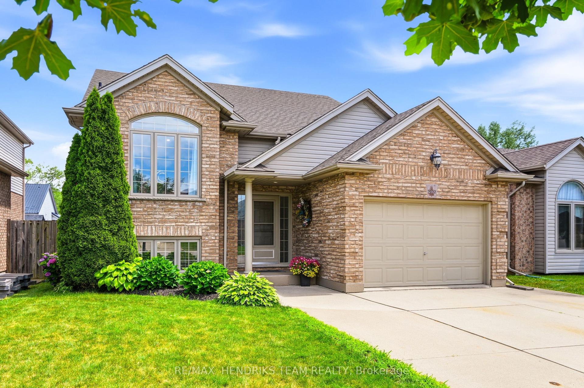 7032 Kelly Drive, Niagara Falls — Detached for sale, photo 1