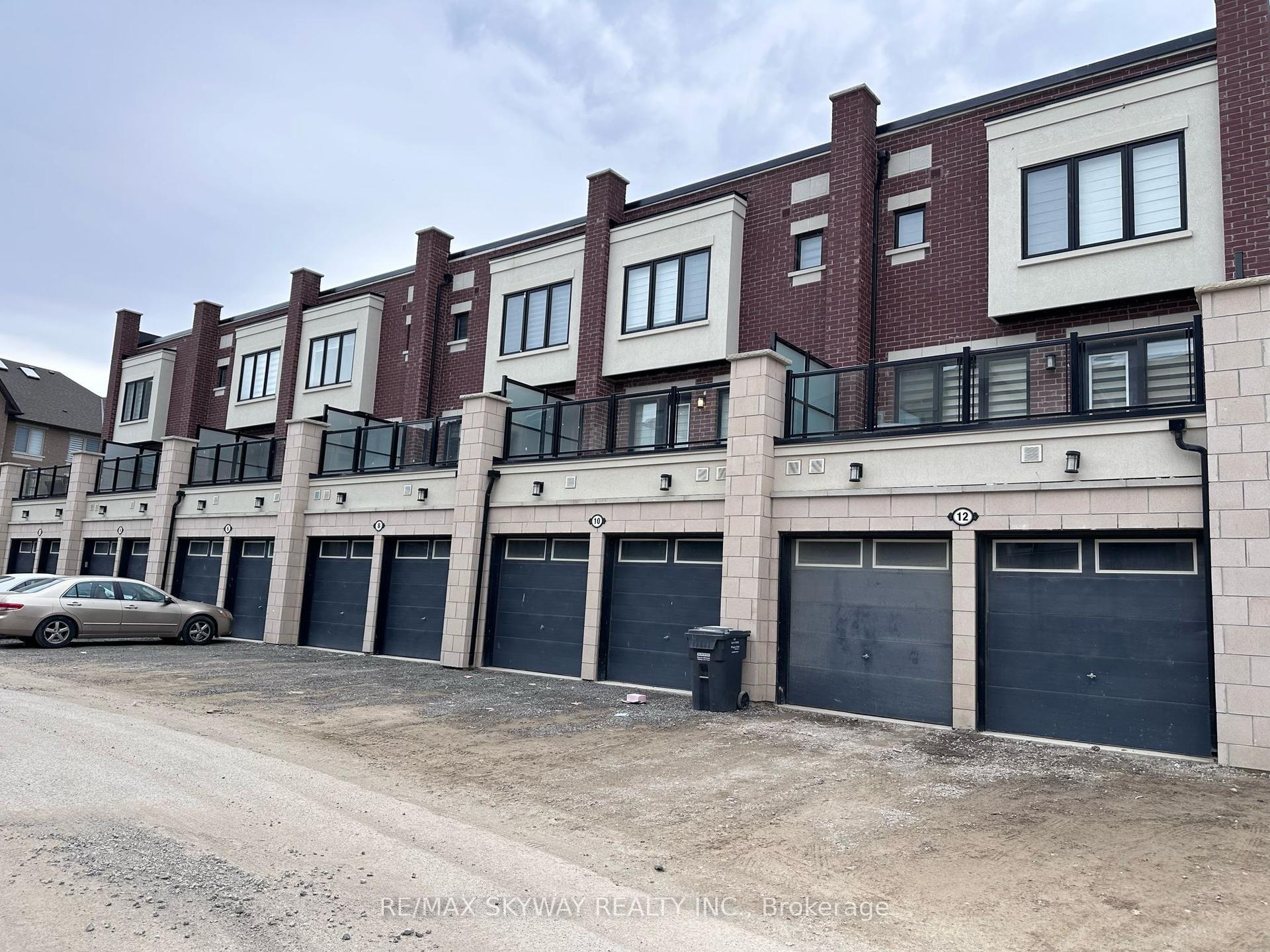 14 Springdale Avenue — photo 1