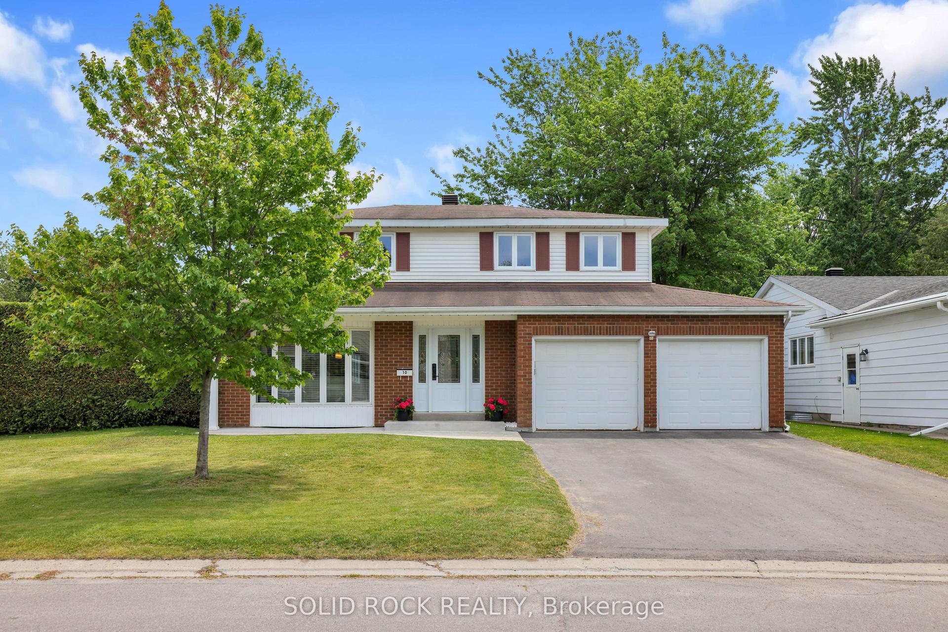 10 Highpark Crescent — photo 1