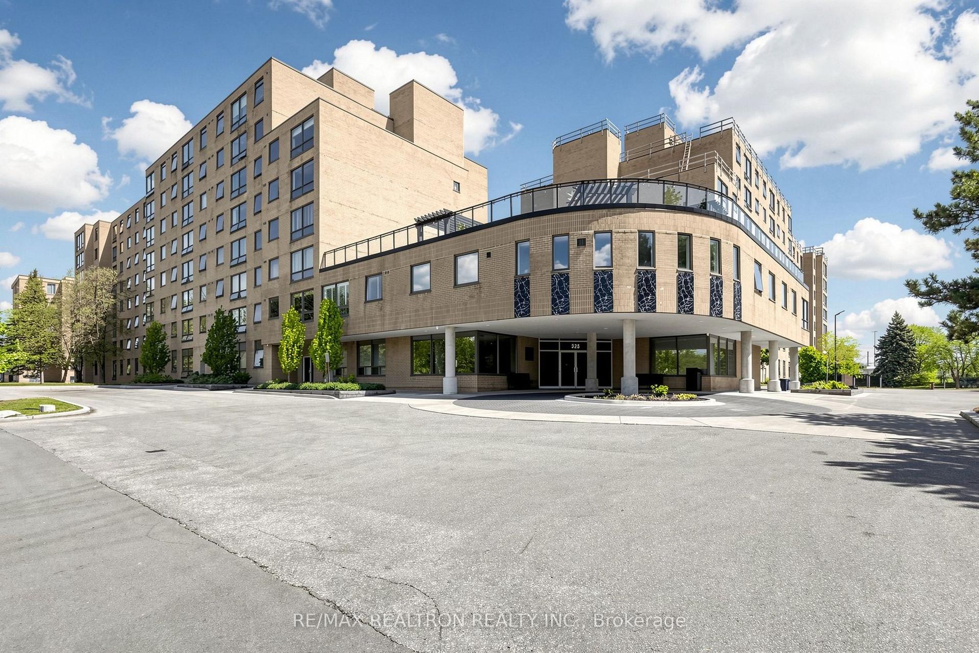 326 Major Mackenzie Drive 307 #307, Richmond Hill — Condo for lease, photo 1
