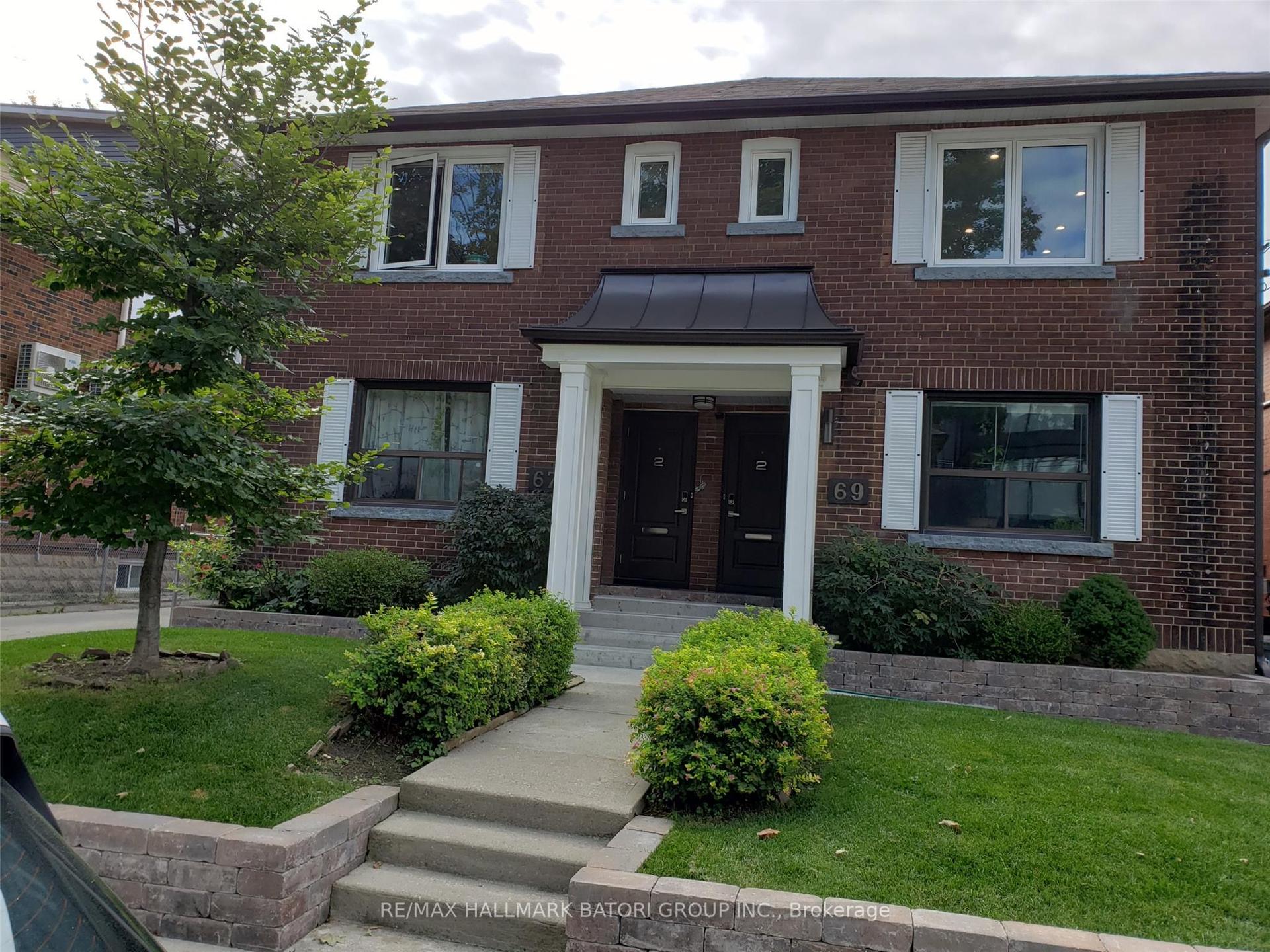 69 Burnaby Boulevard Upper #Upper — photo 1