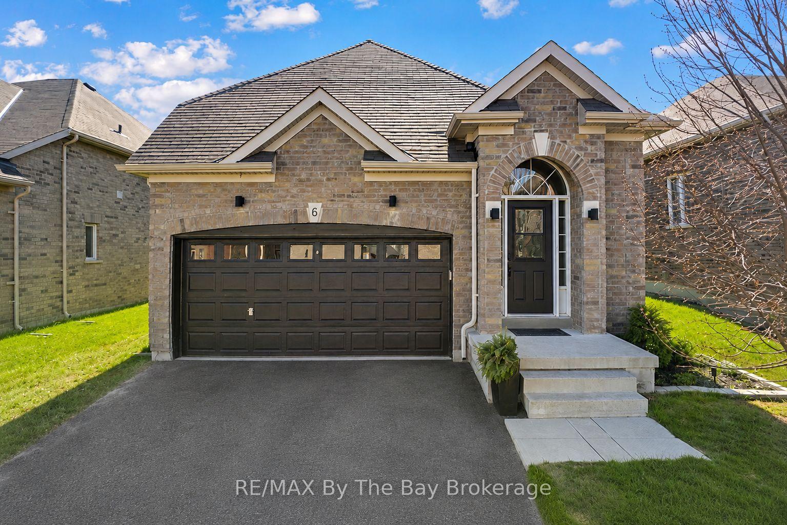 6 Academy Avenue — photo 1